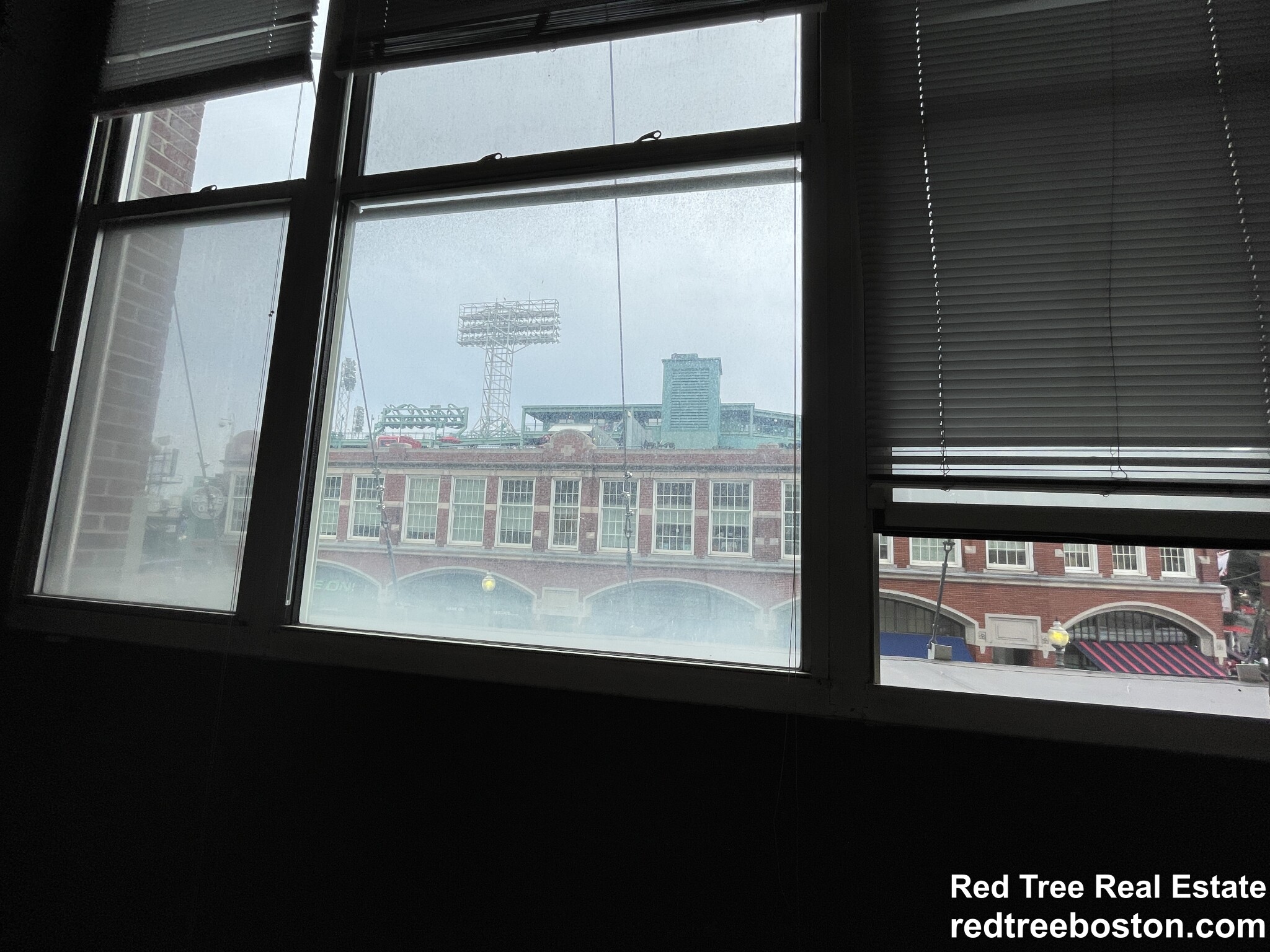 61 Brookline Ave, Fenway