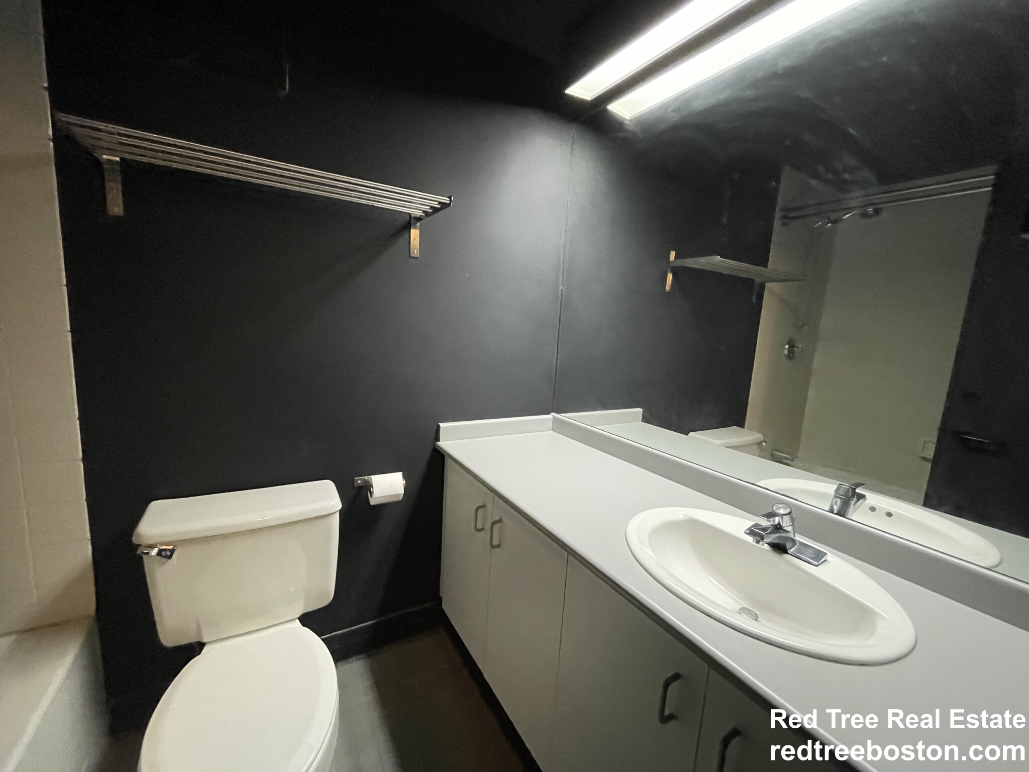 61 Brookline Ave, Fenway