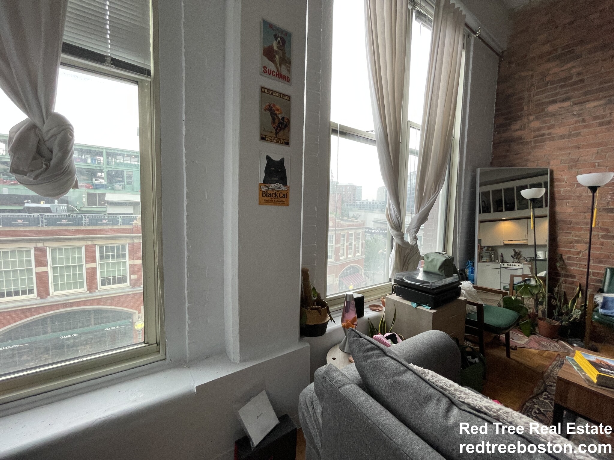 61 Brookline Ave, Fenway