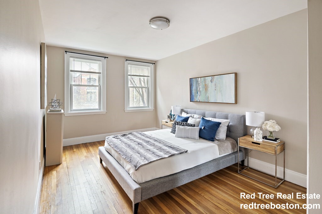 52 Strathmore Rd, Brighton