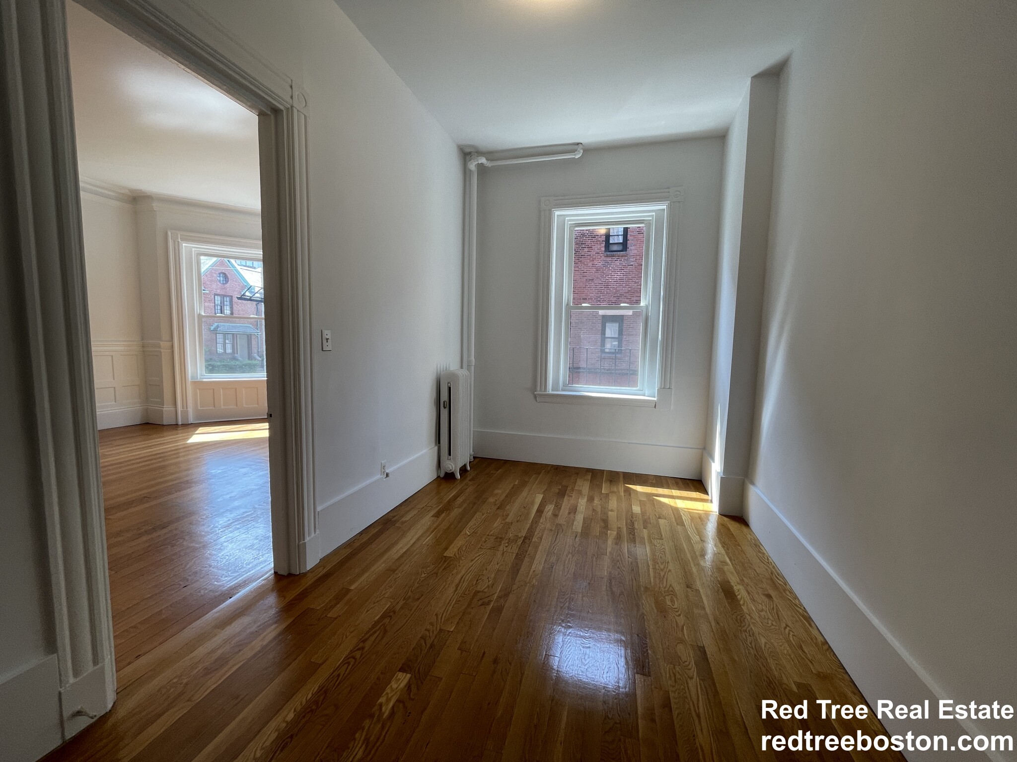 869 Beacon St, Fenway