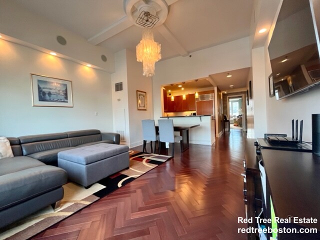 1 Charles St, Back Bay