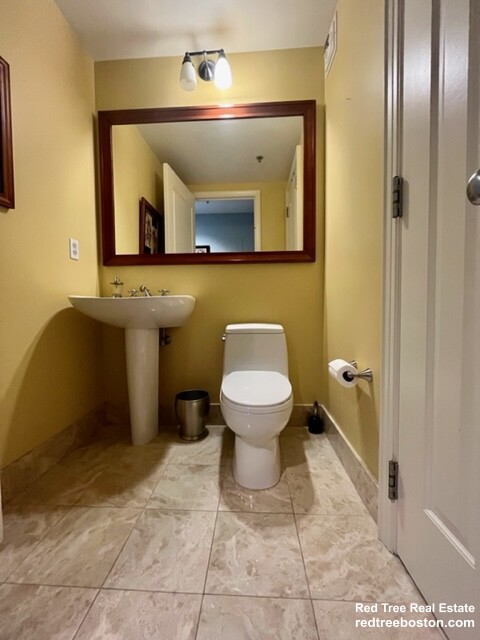 1 Charles St, Back Bay