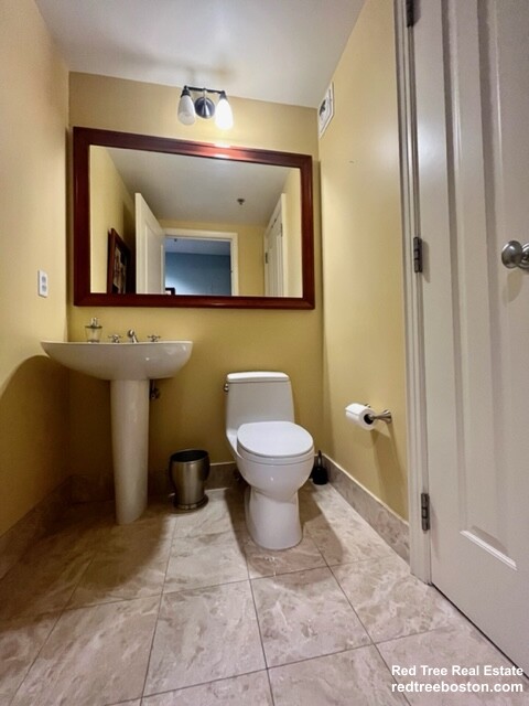 1 Charles St, Back Bay