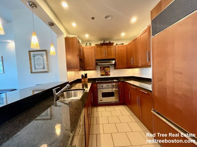 1 Charles St, Back Bay