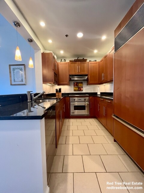 1 Charles St, Back Bay