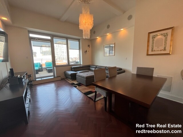 1 Charles St, Back Bay