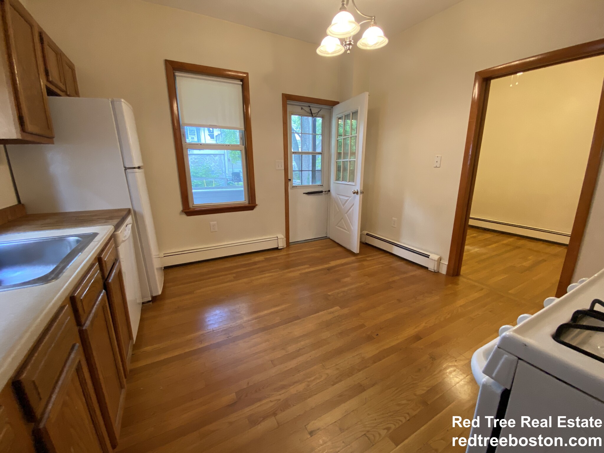 14 Clarendon St, Watertown