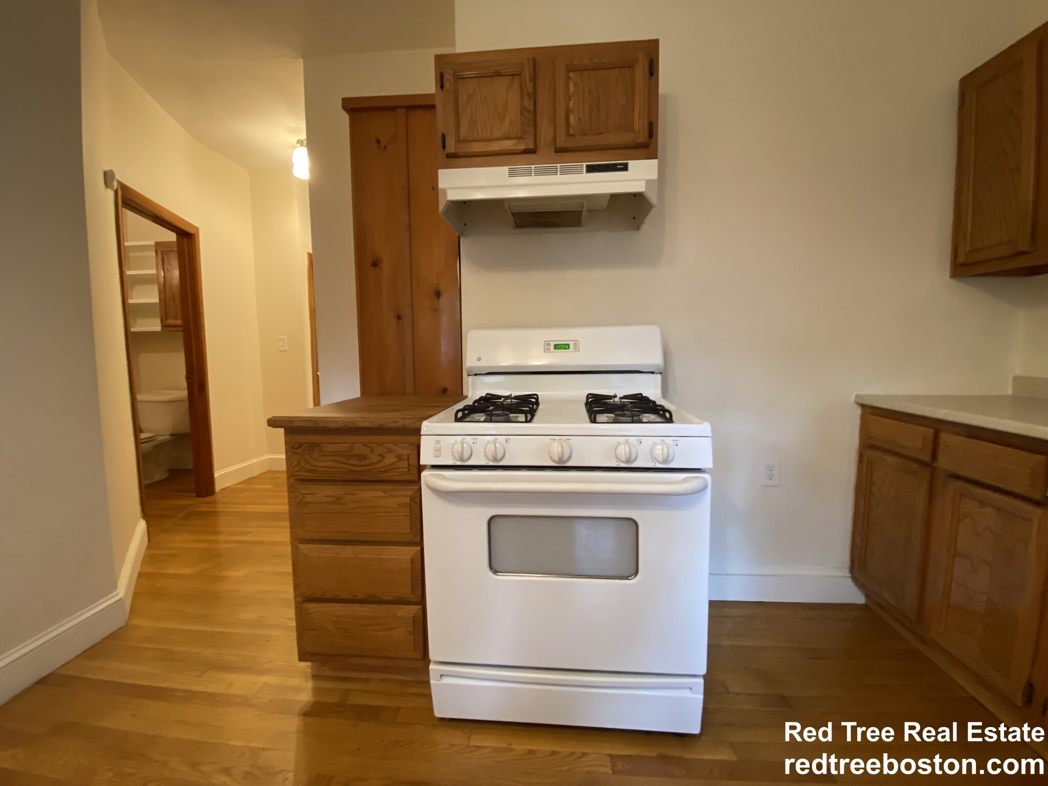 14 Clarendon St, Watertown