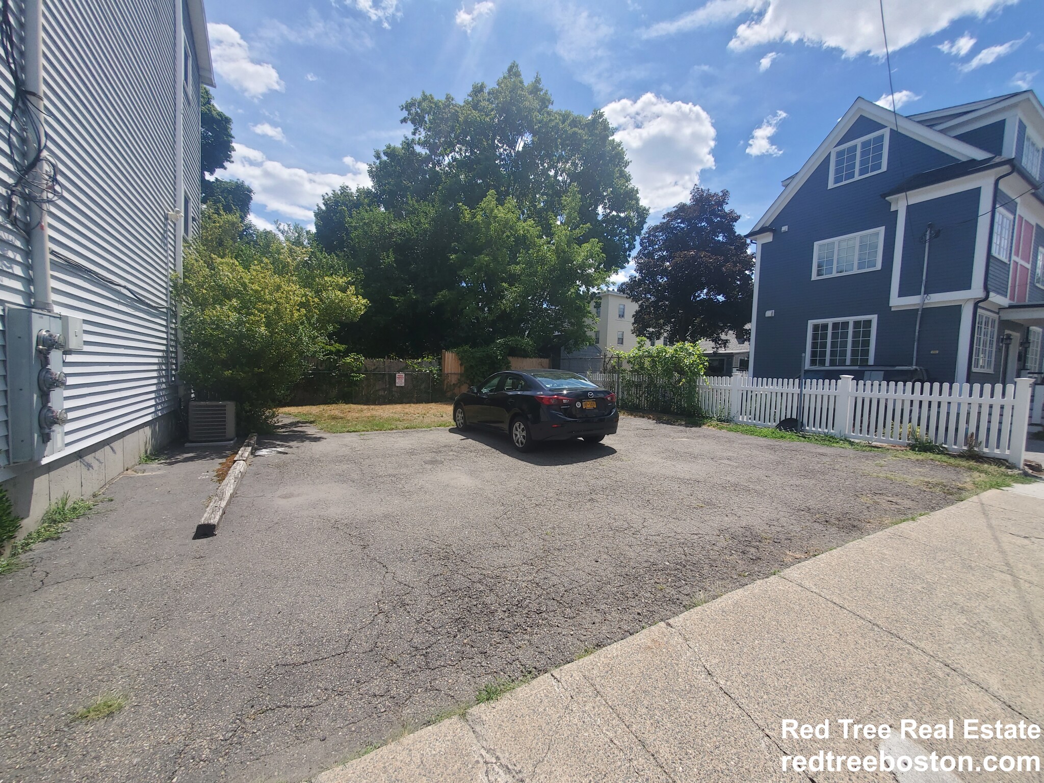 18 Plainfield St, Jamaica Plain