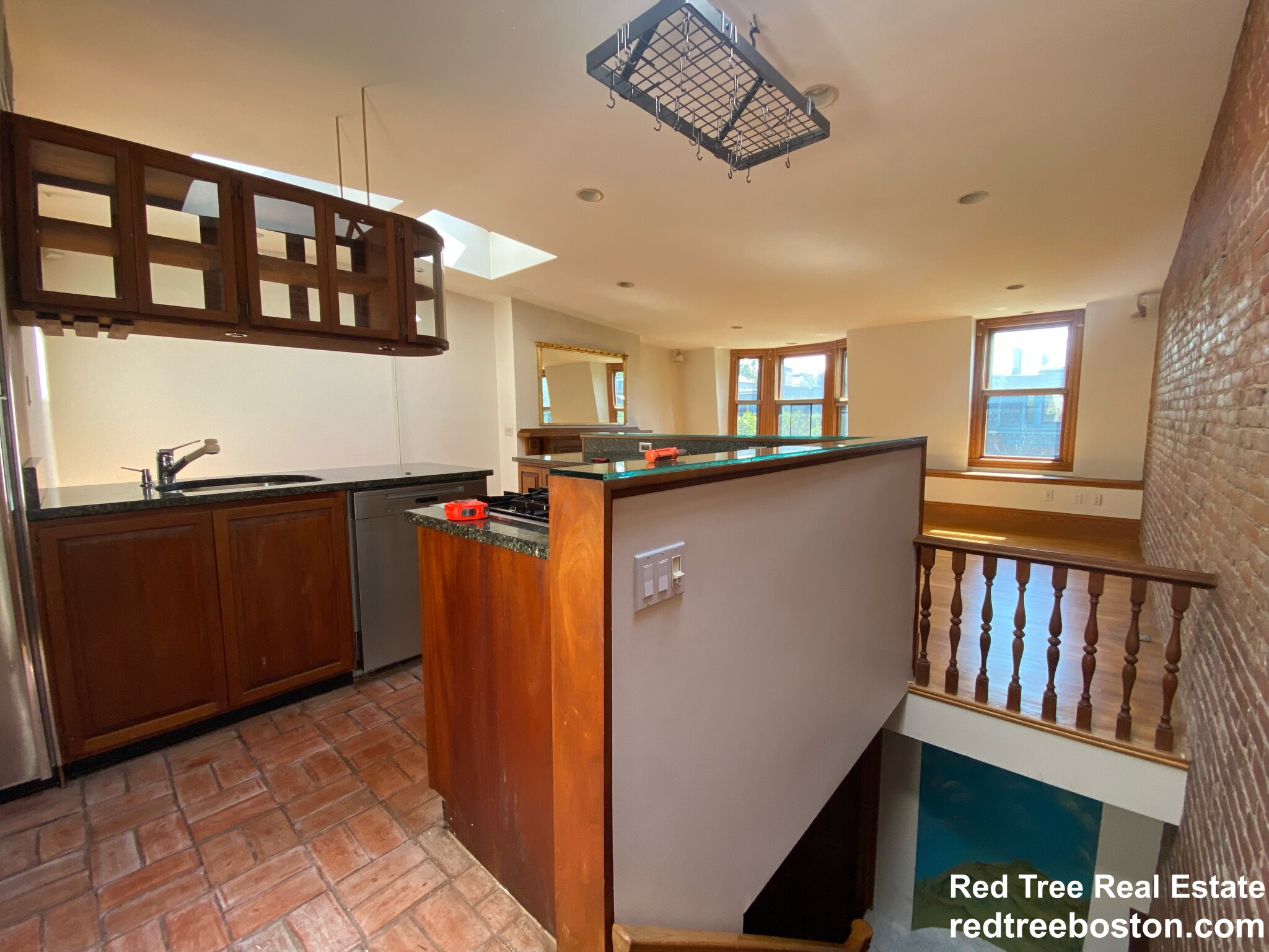 17 Holyoke St, South End