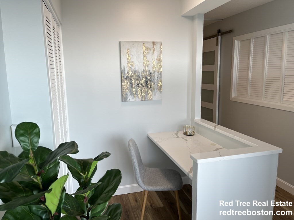 151 Tremont St, Downtown