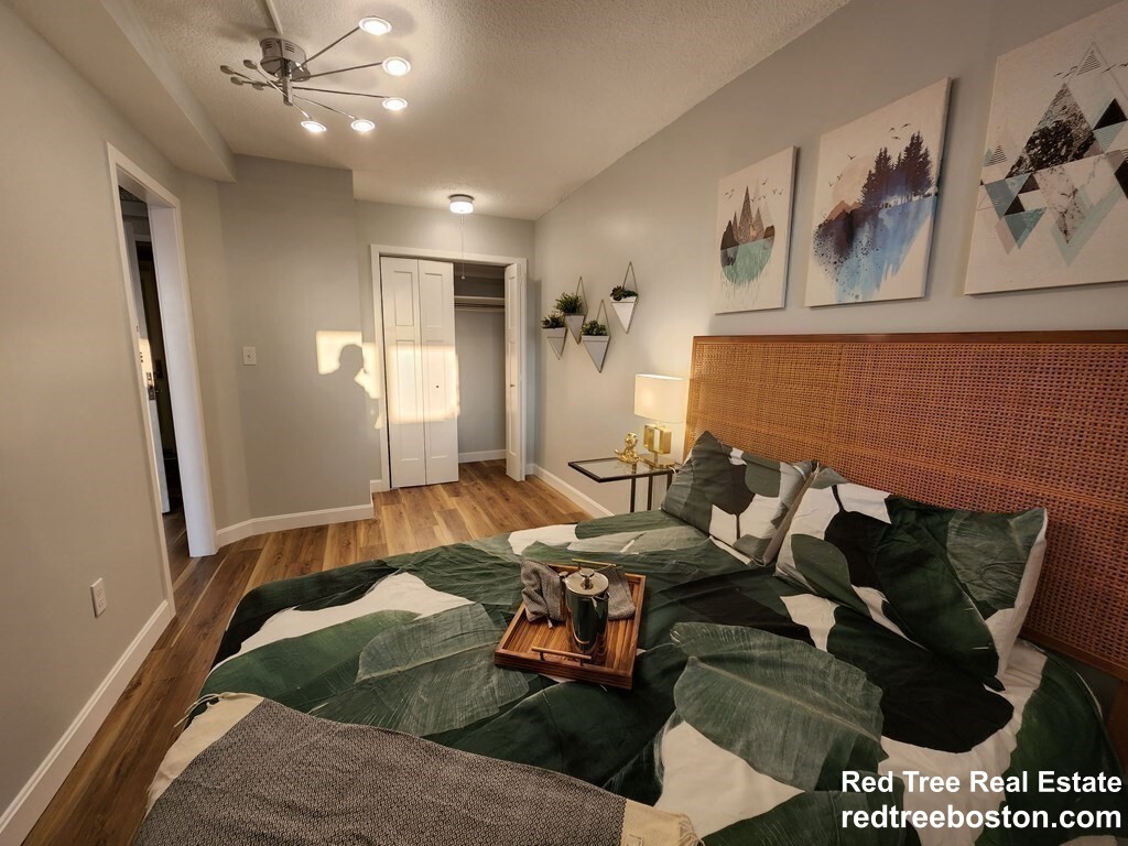 151 Tremont St, Downtown