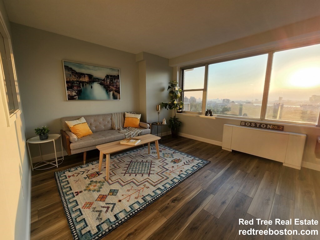 151 Tremont St, Downtown