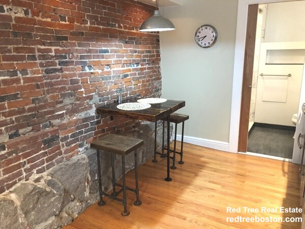 19 Branch St, Beacon Hill