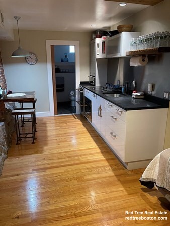 19 Branch St, Beacon Hill