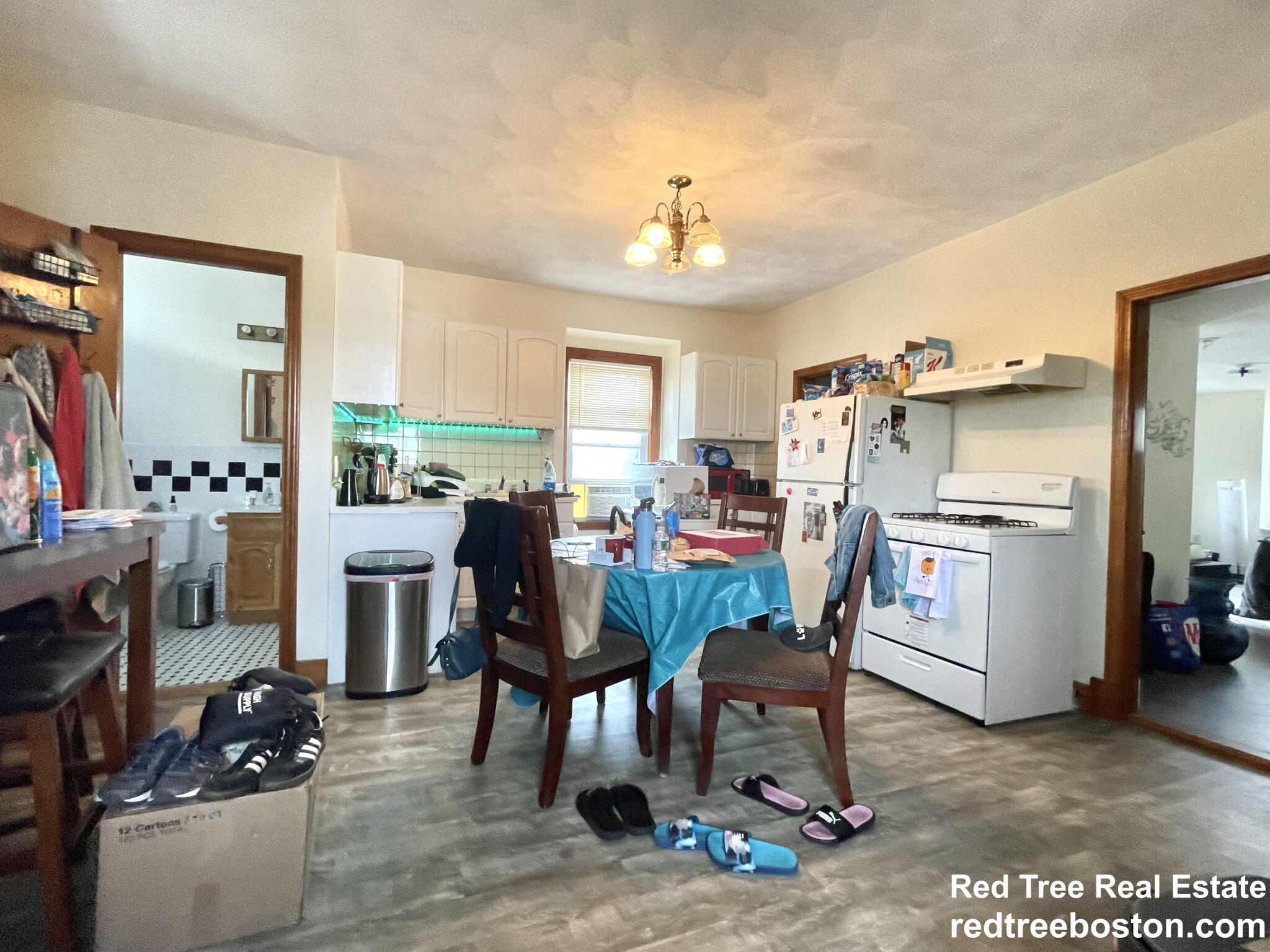 98 Franklin St, Quincy