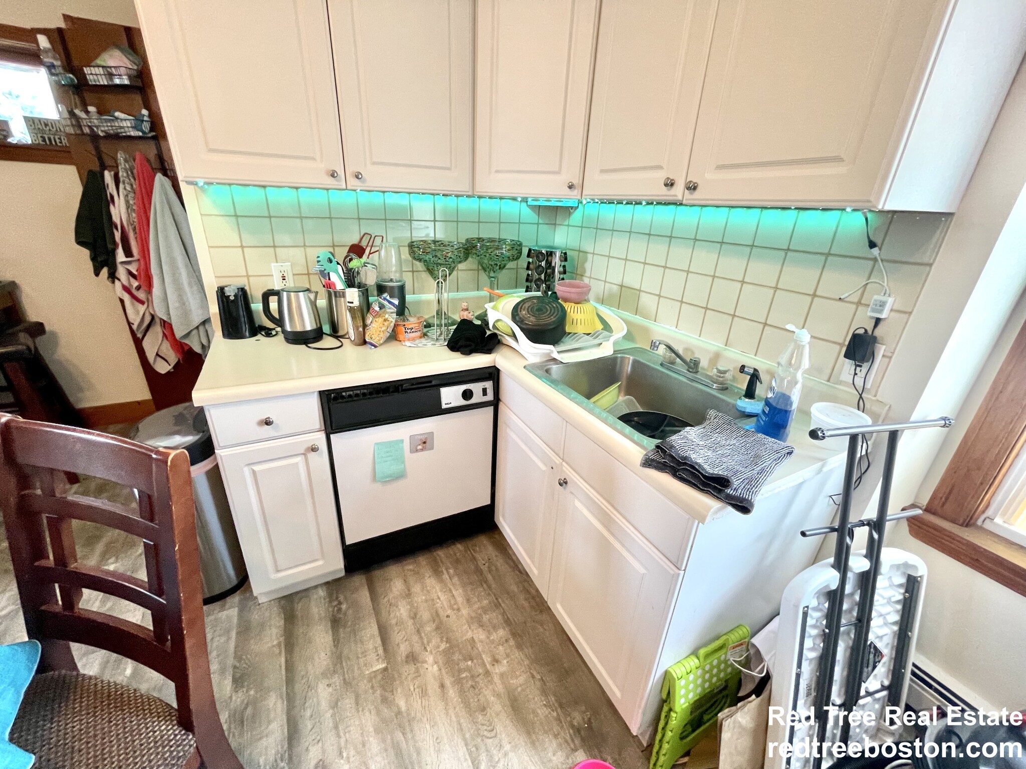 98 Franklin St, Quincy