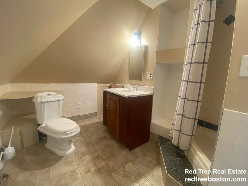 305 Central St, Newton