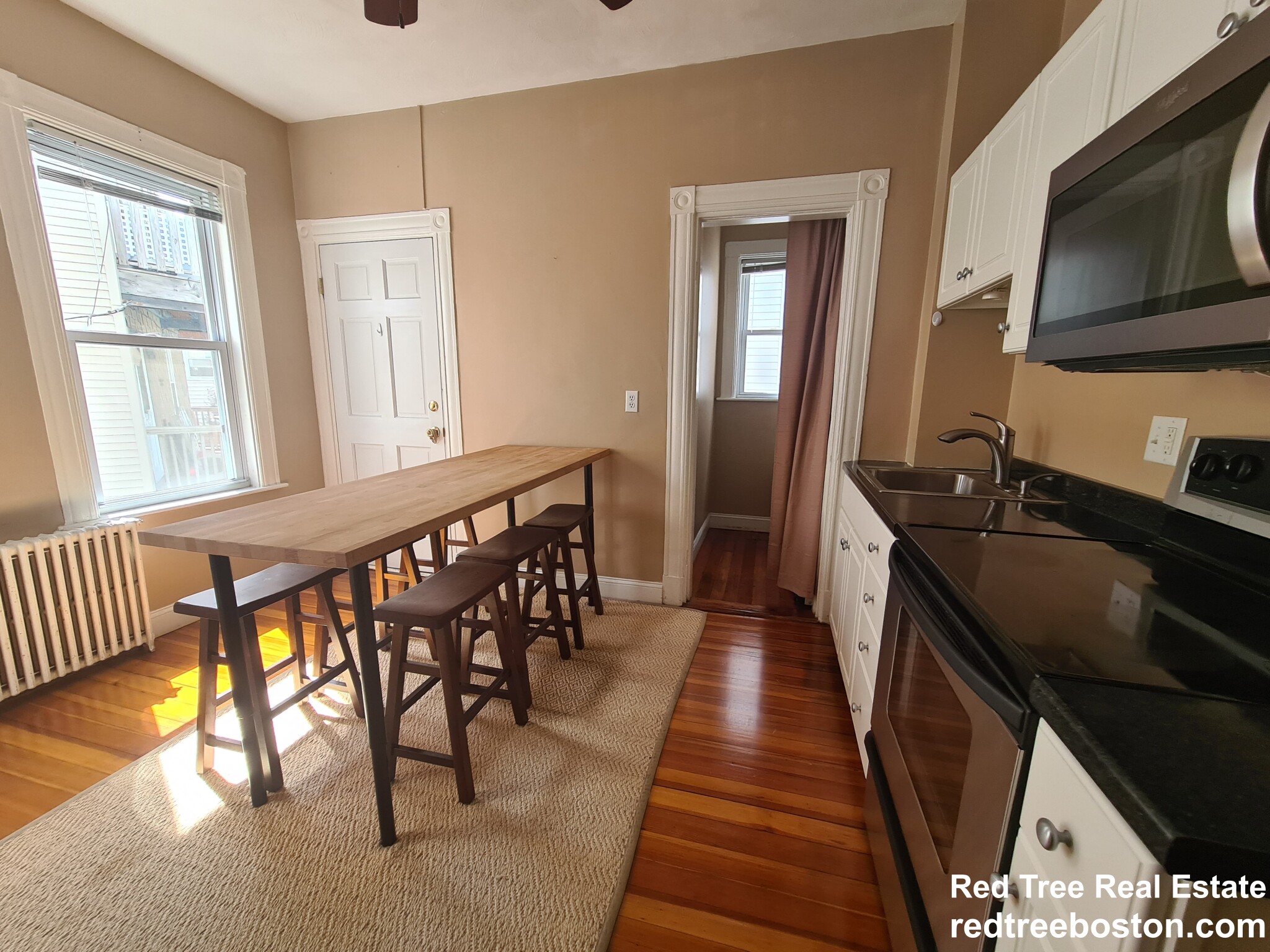 87 Roseclair St, Dorchester