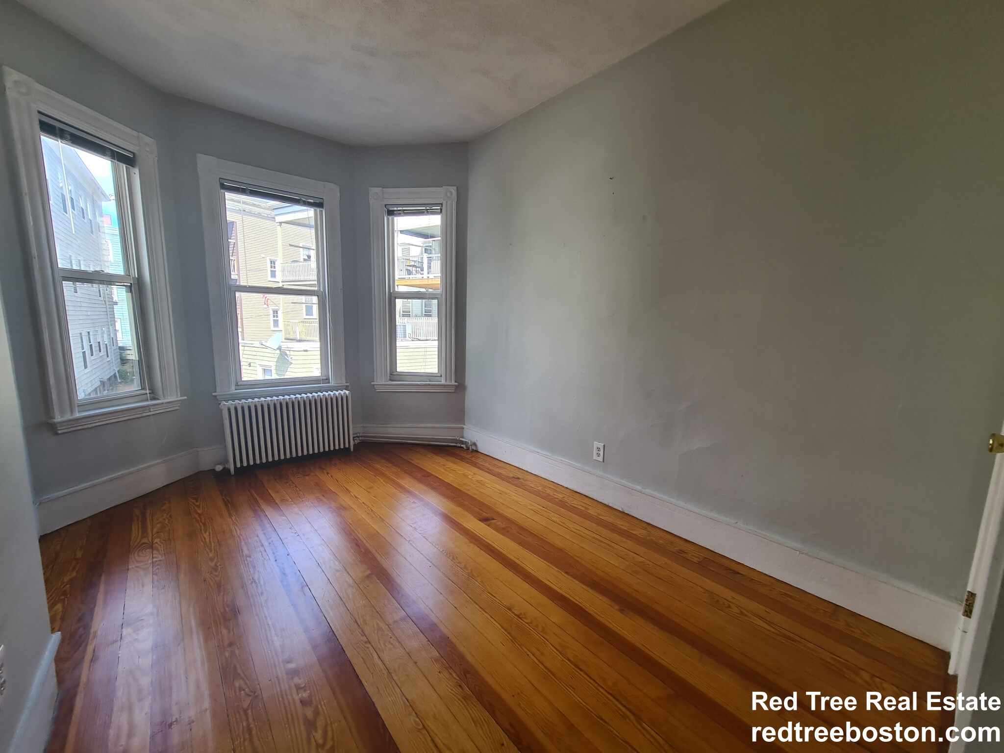 87 Roseclair St, Dorchester