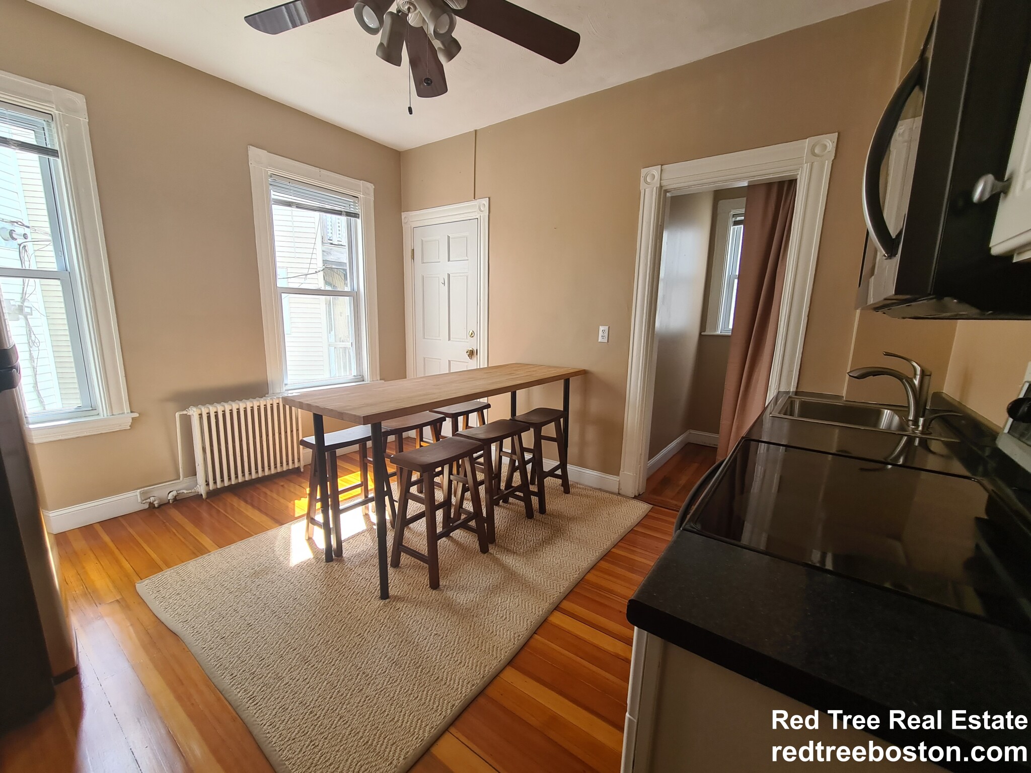 87 Roseclair St, Dorchester