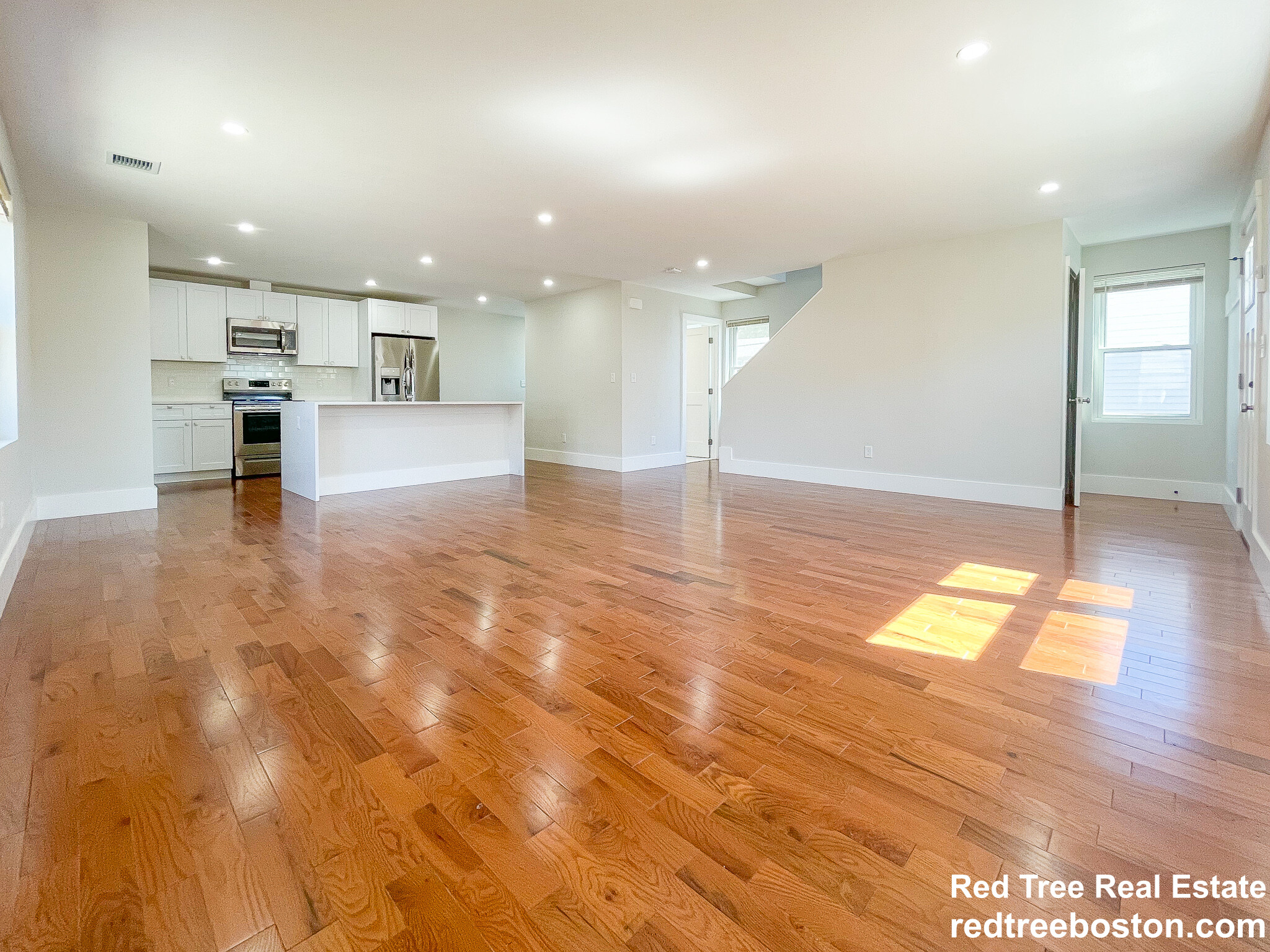 290 Riverside Ave, Medford