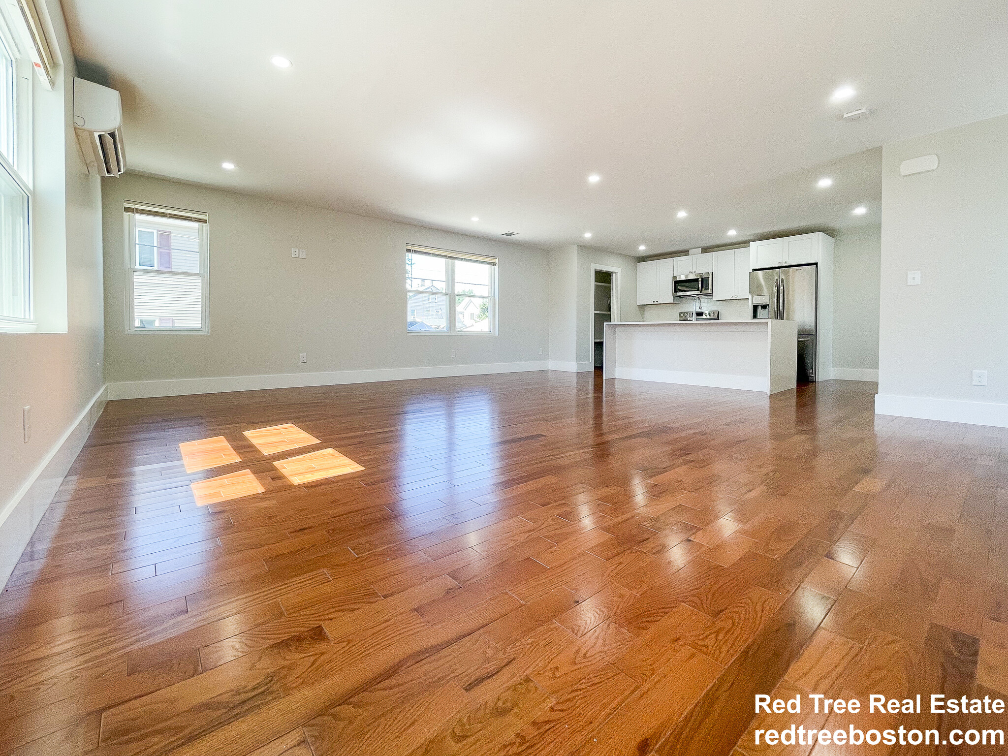 290 Riverside Ave, Medford