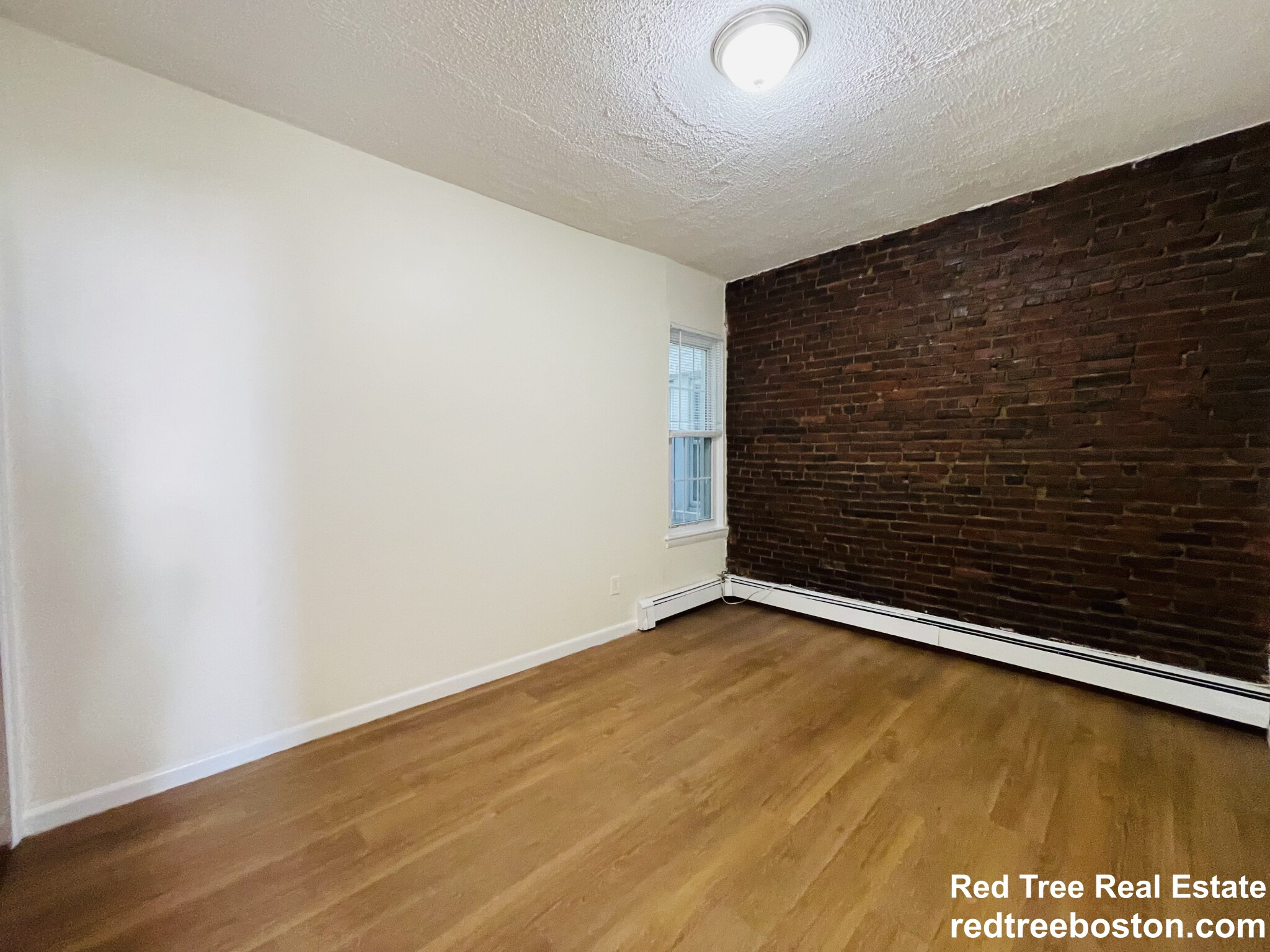 62 South Huntington Ave, Jamaica Plain