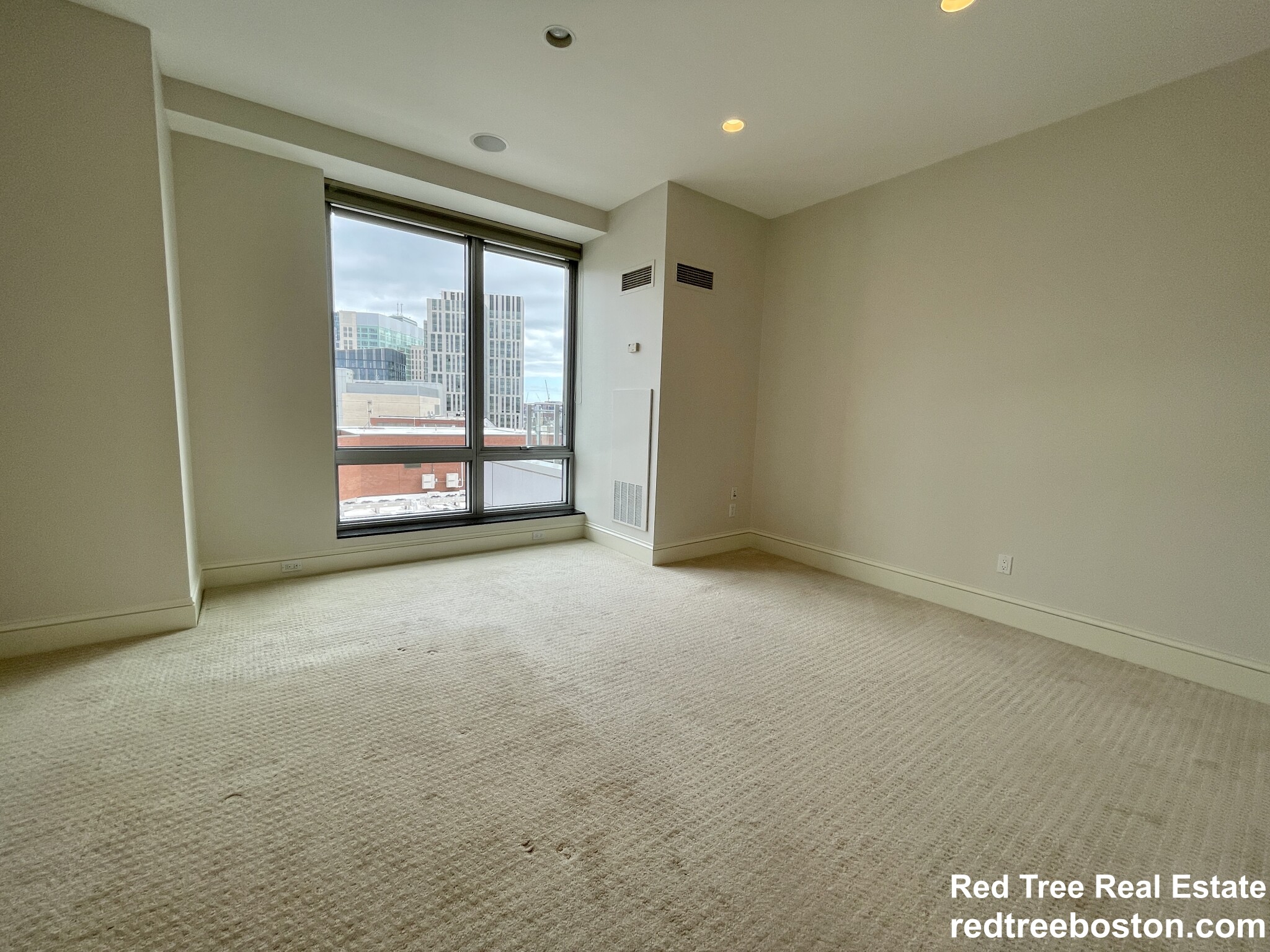 1 Charles St South, Back Bay