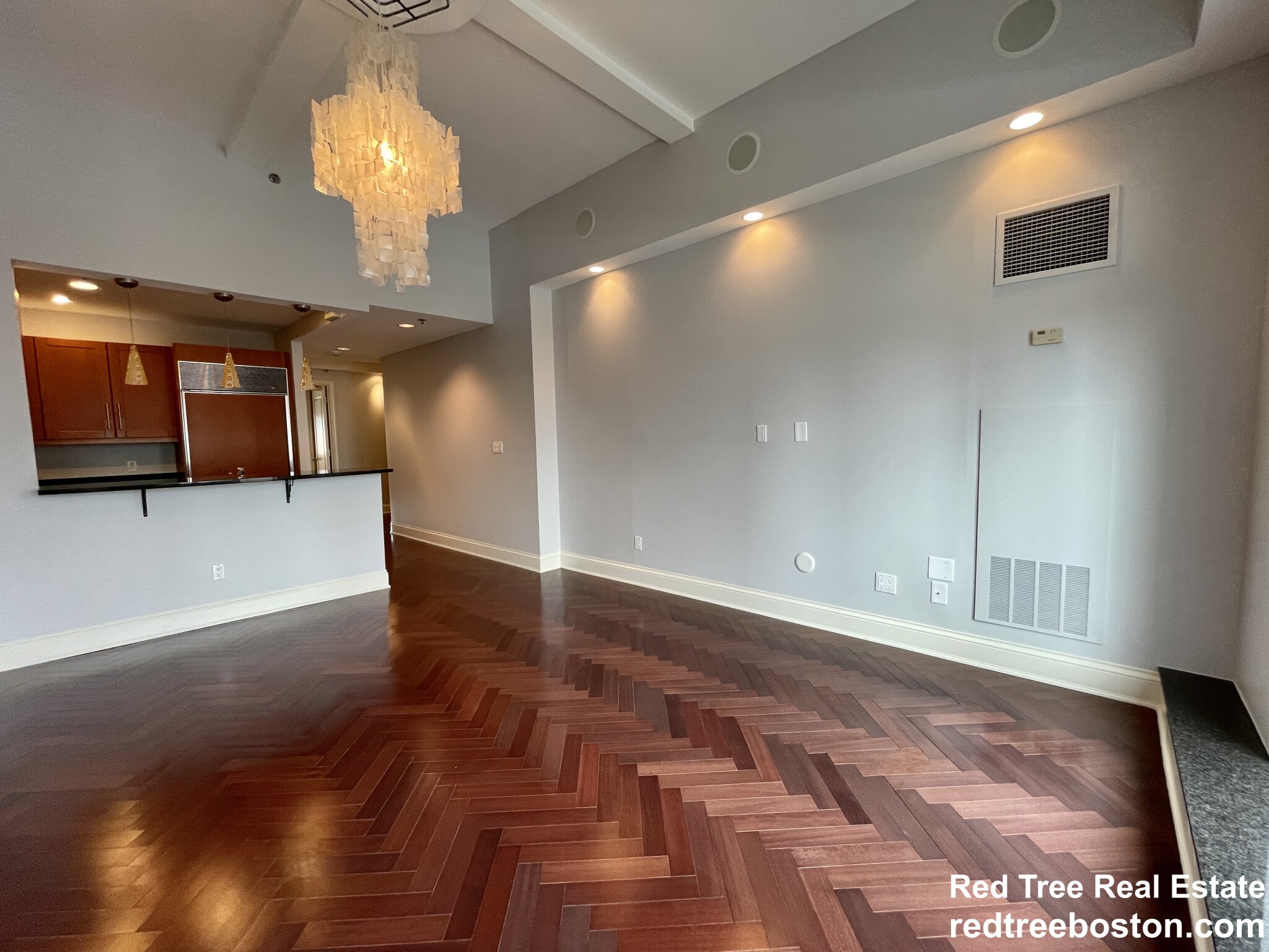 1 Charles St South, Back Bay