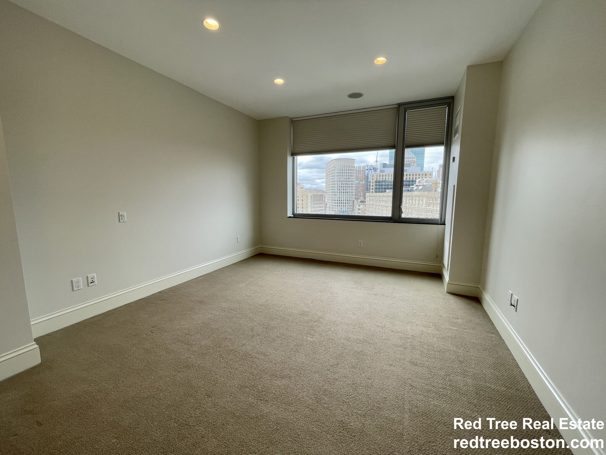 1 Charles St South, Back Bay