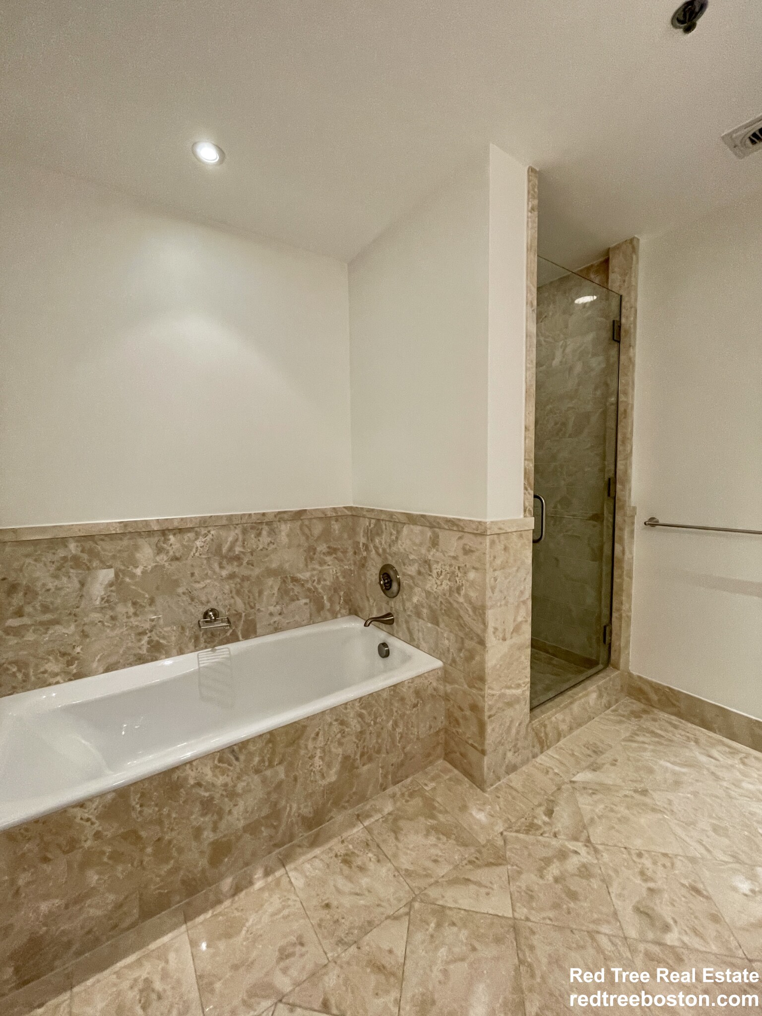 1 Charles St South, Back Bay