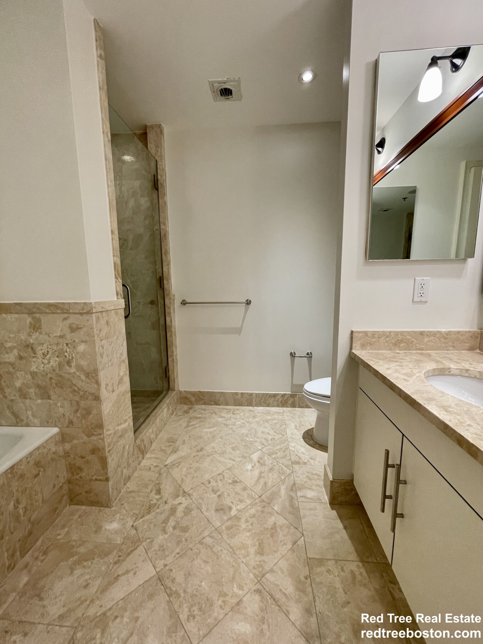 1 Charles St South, Back Bay