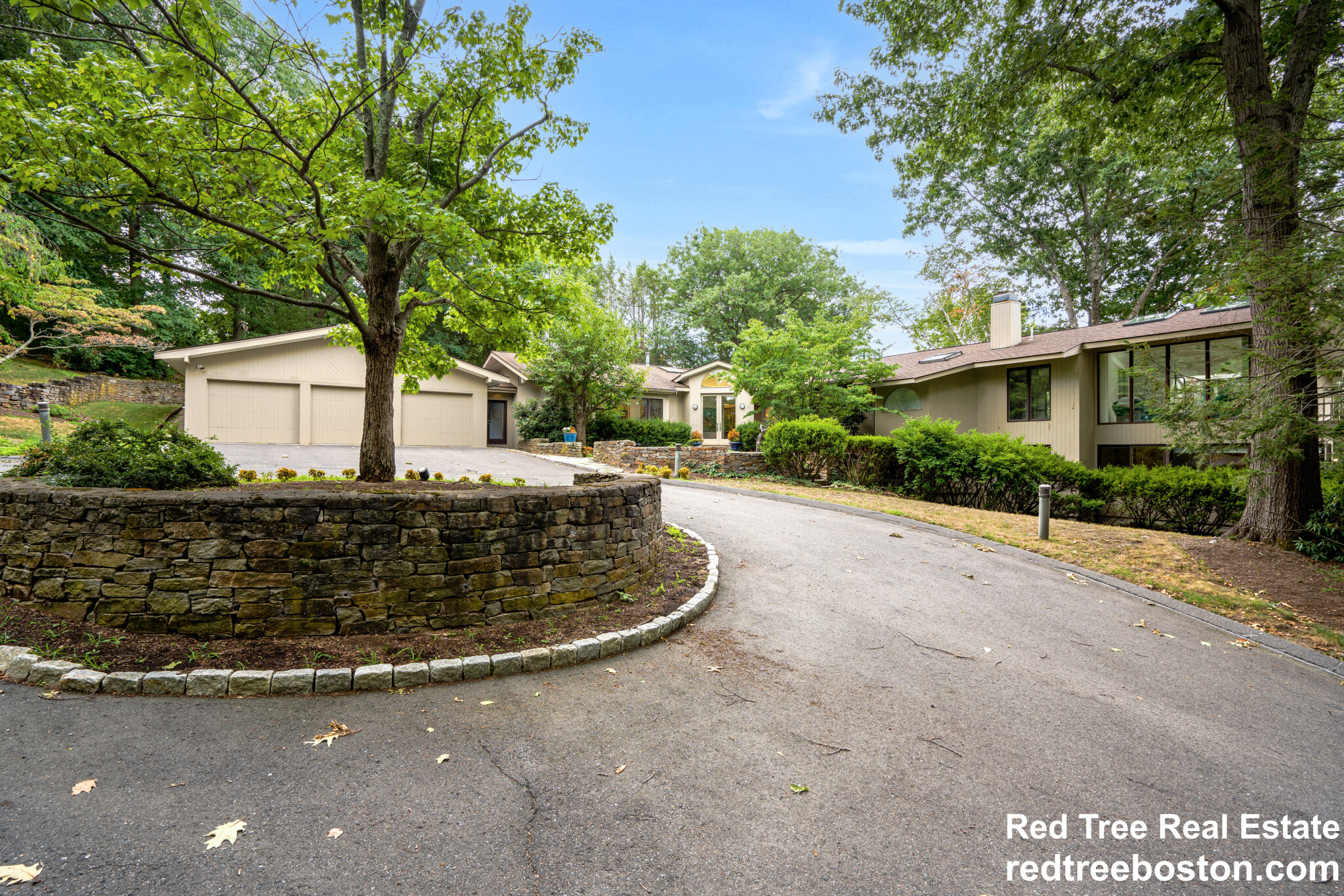 128 Baldpate Hill Rd, Newton