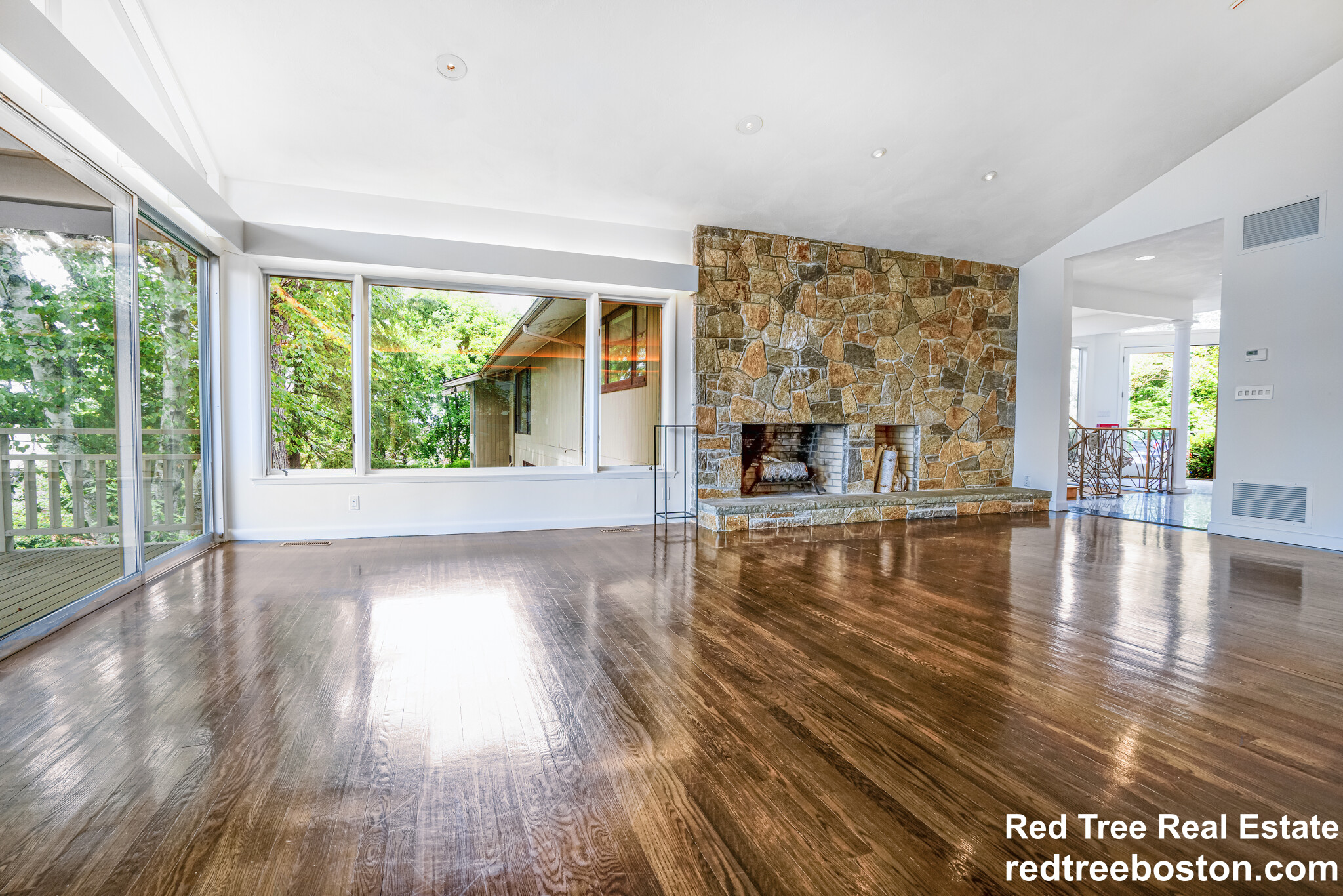 128 Baldpate Hill Rd, Newton