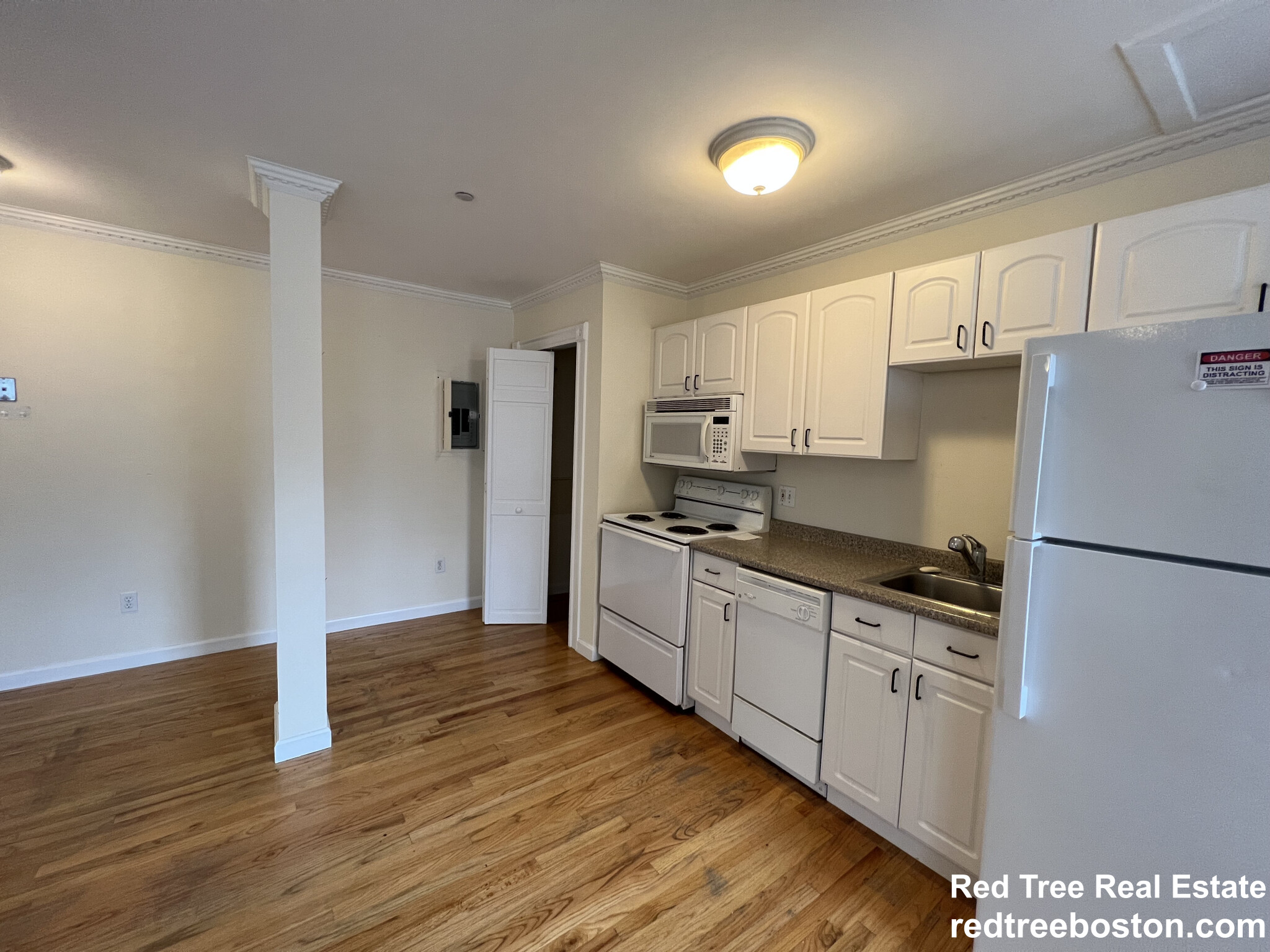 8 Bishop Richard Allen Dr, Central Square