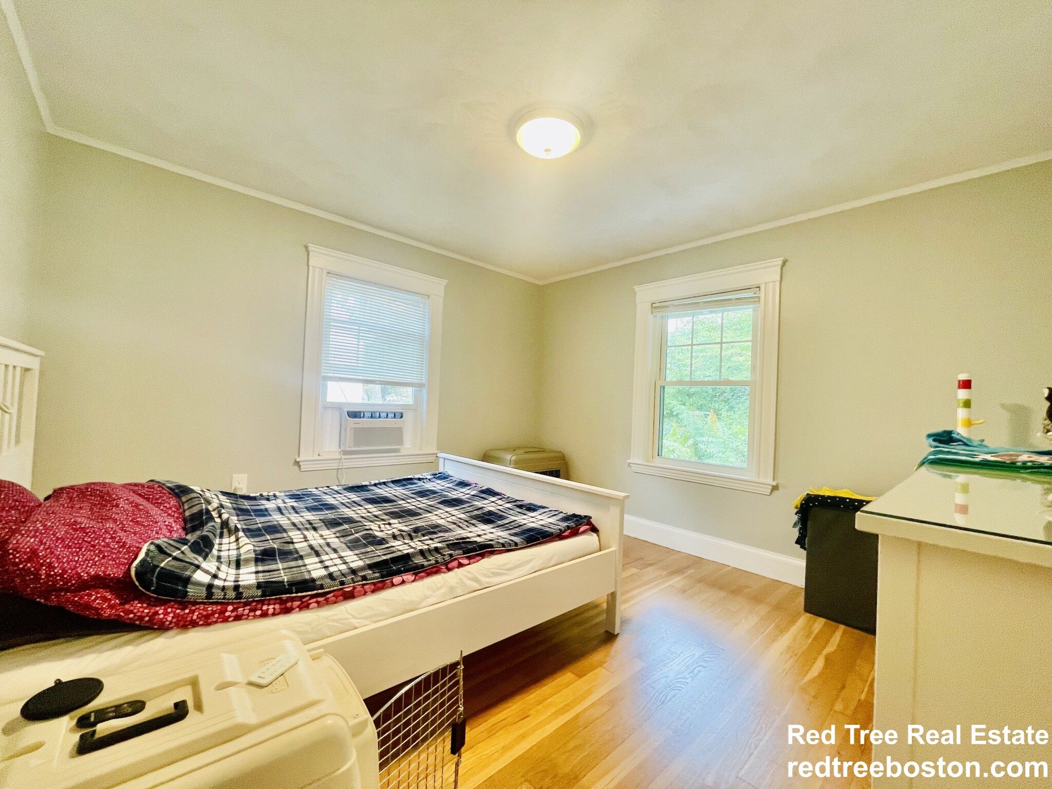 22 Potomac St, West Roxbury