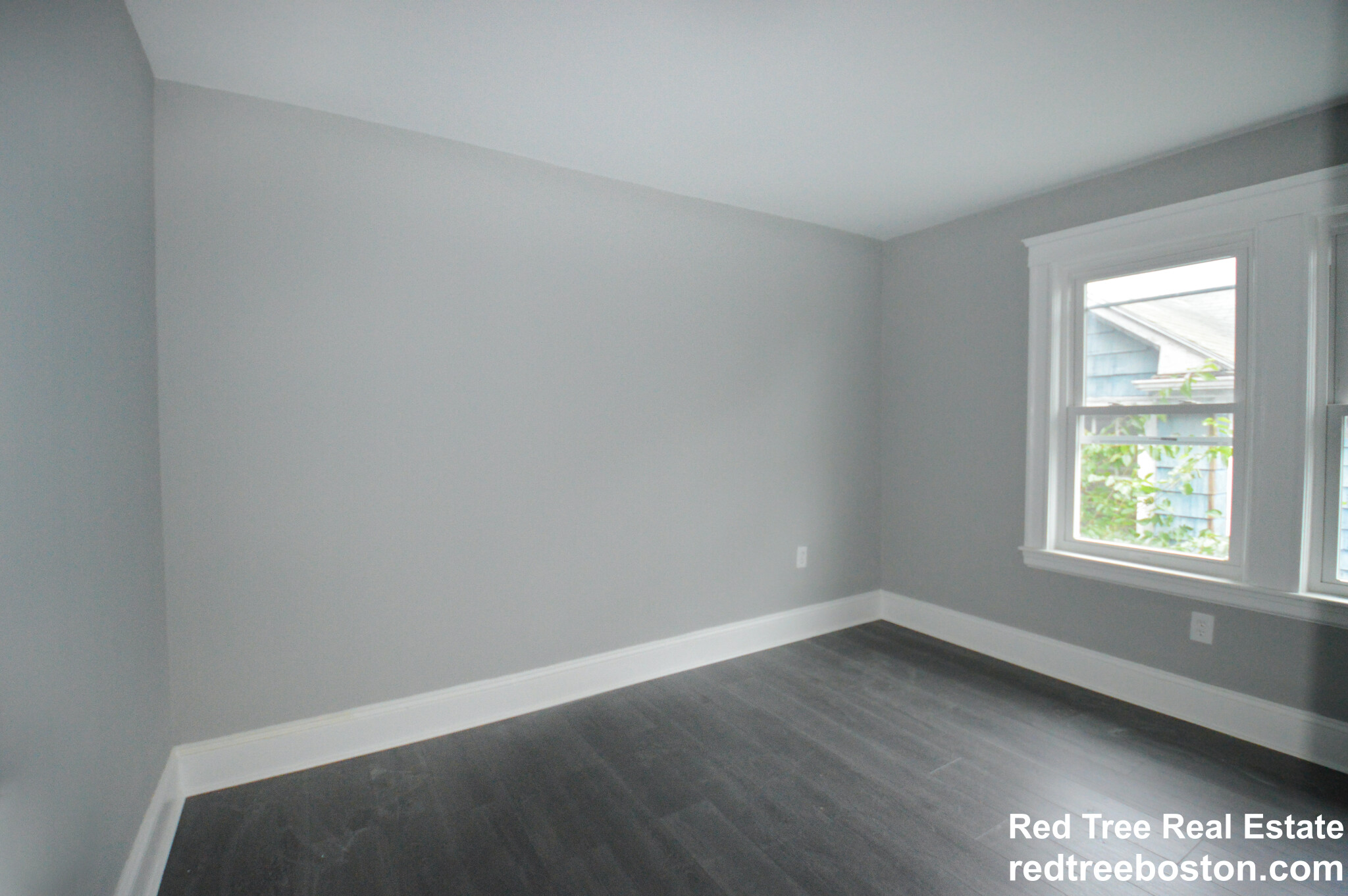 159 Hillside St, Mission Hill