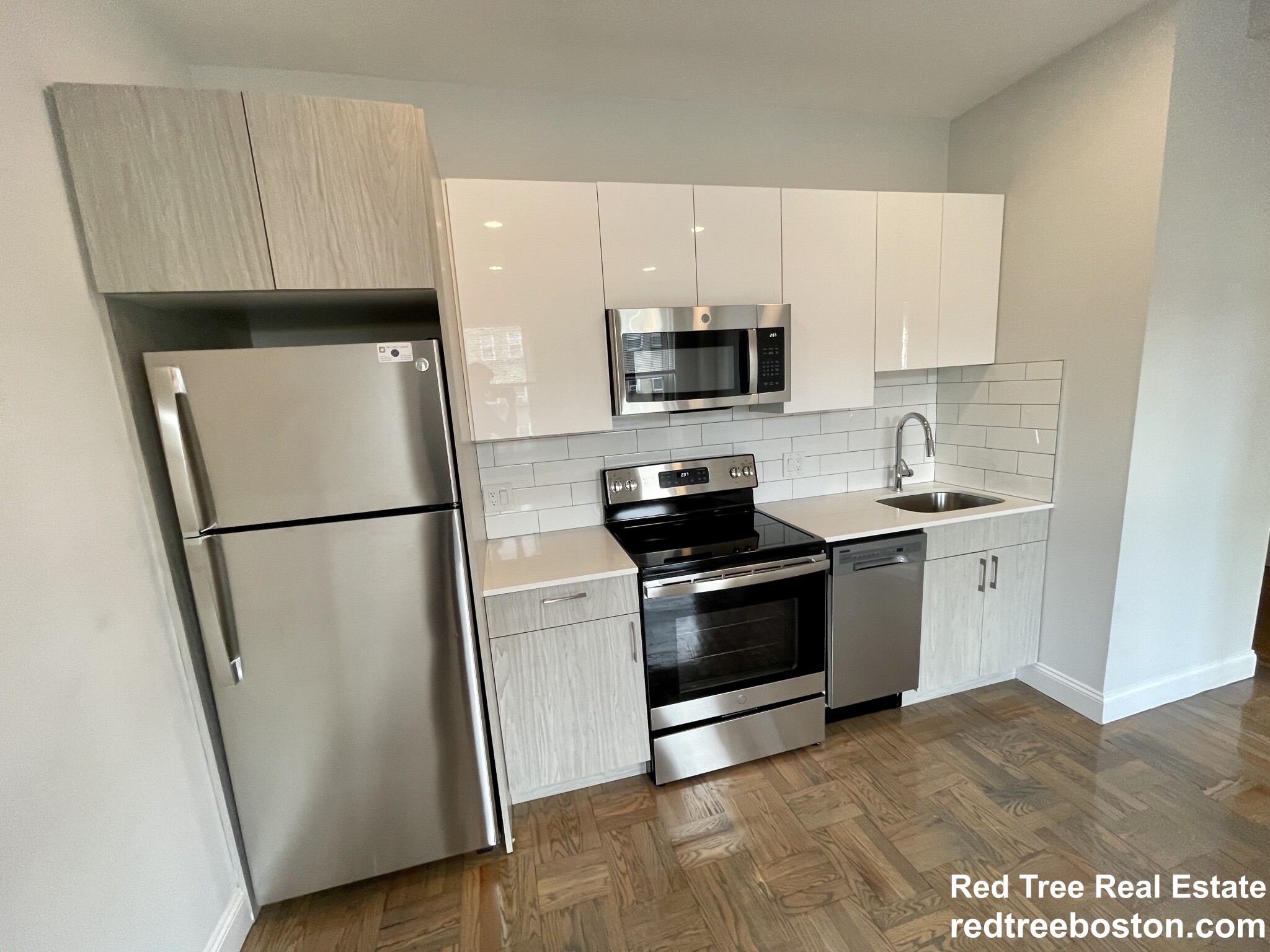 32 Queensberry St, Fenway