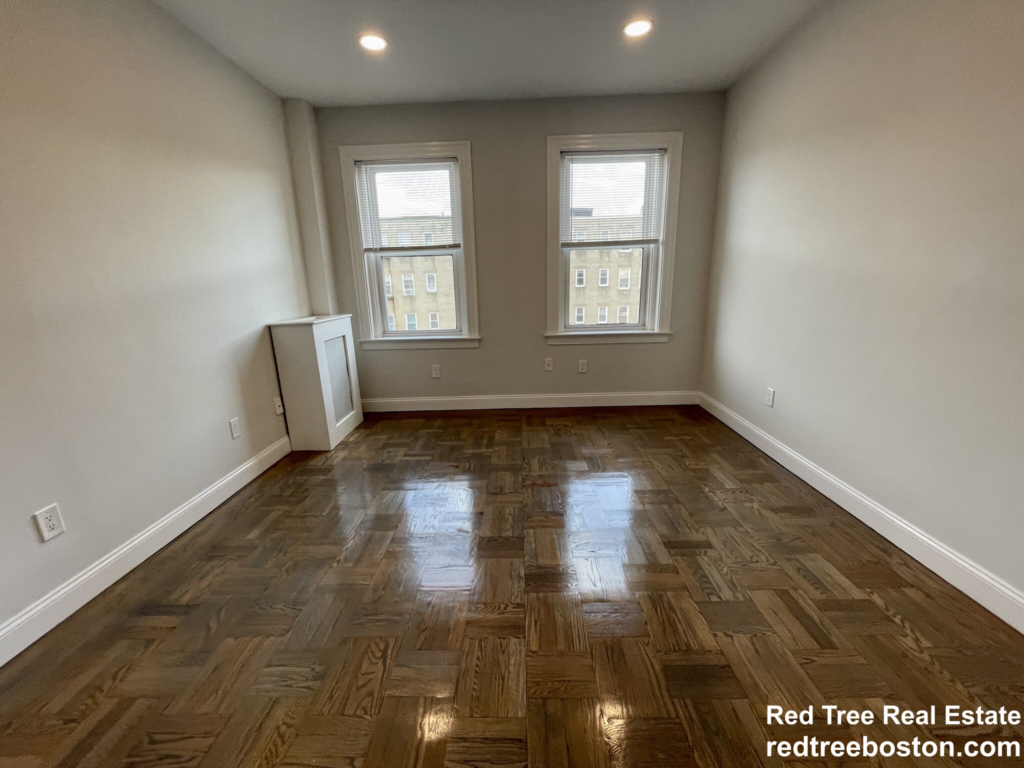 32 Queensberry St, Fenway