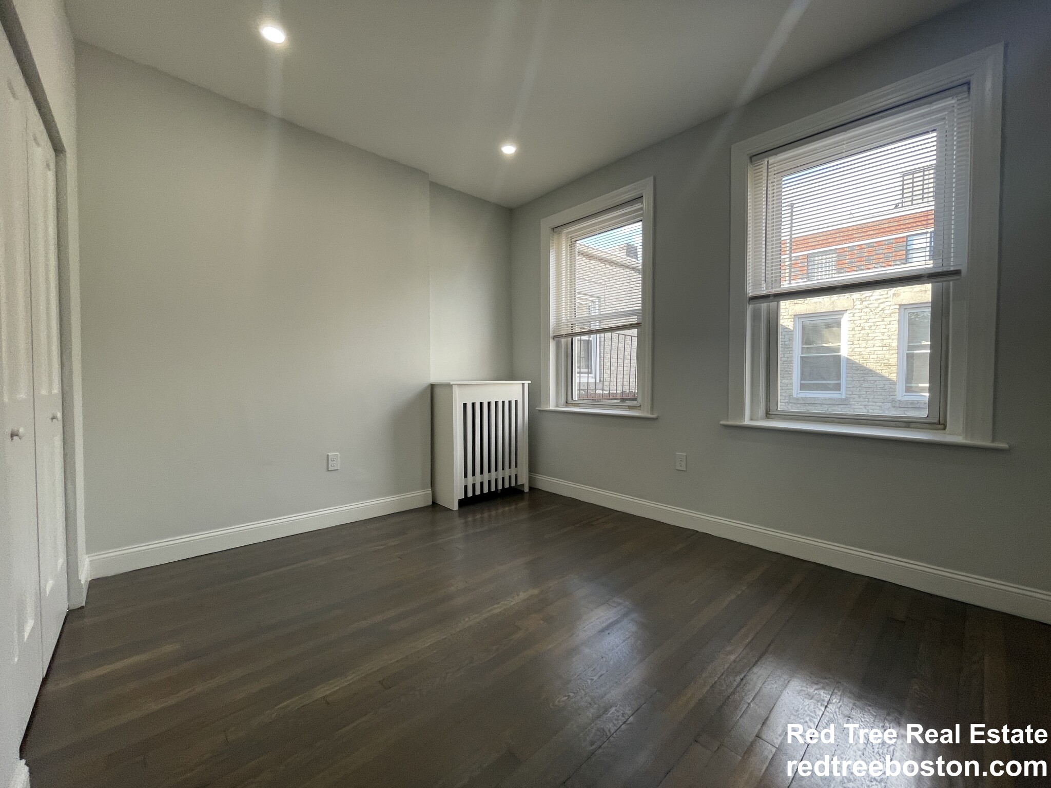 32 Queensberry St, Fenway