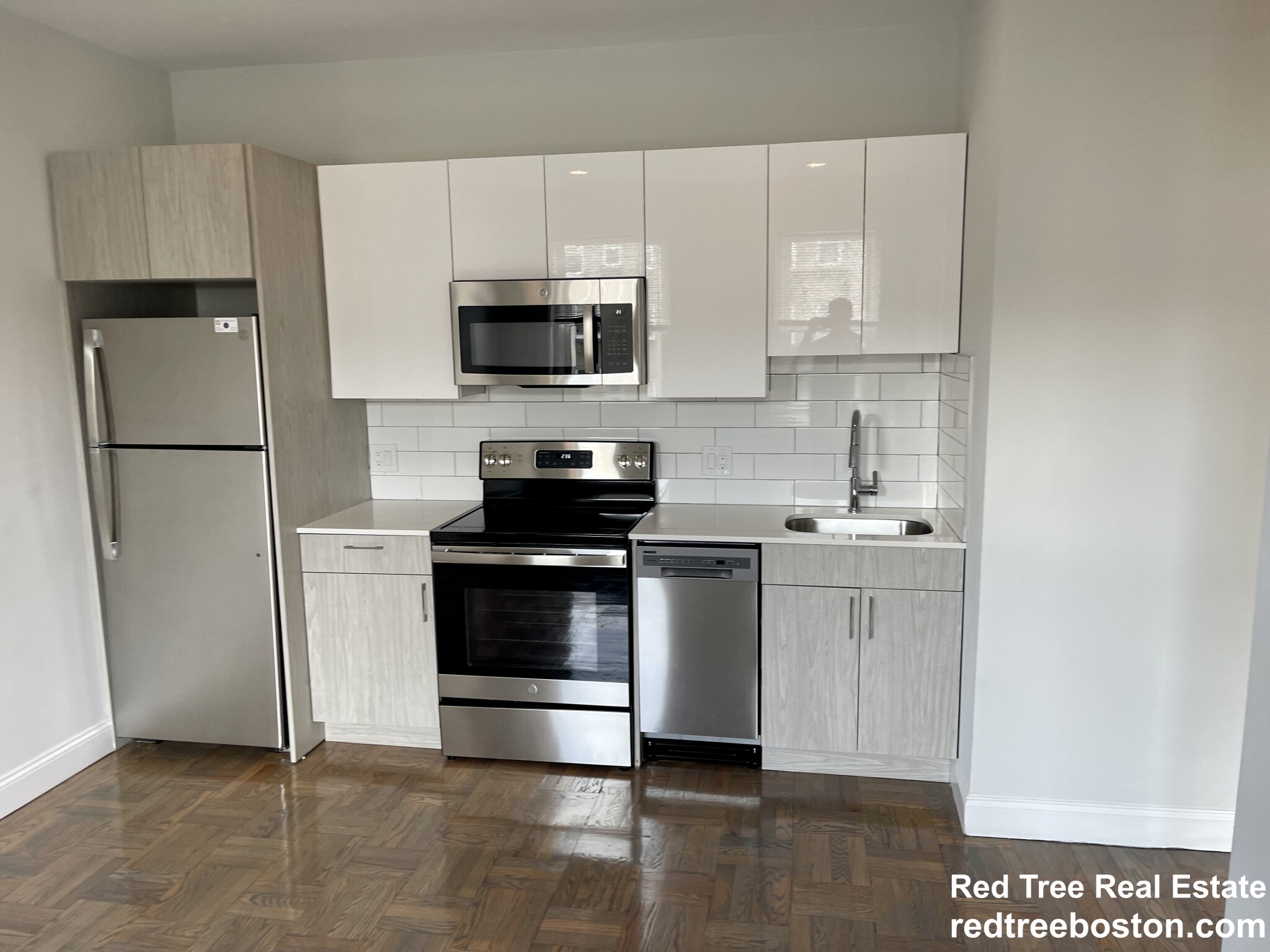 32 Queensberry St, Fenway