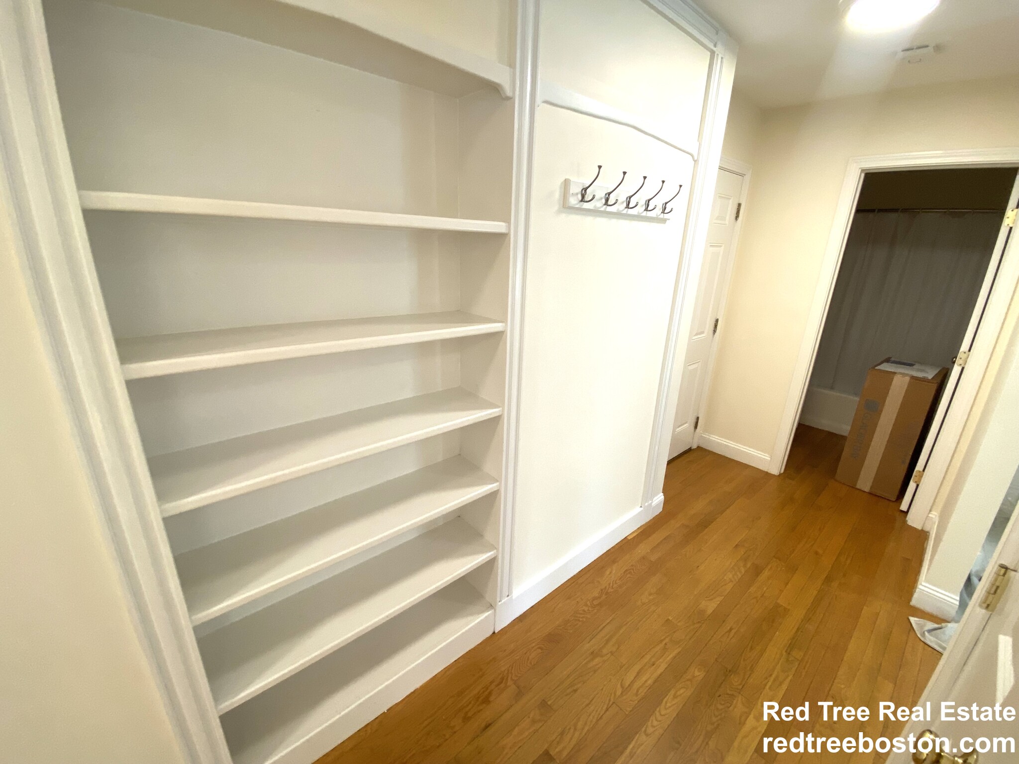 20 Clarendon St, Watertown