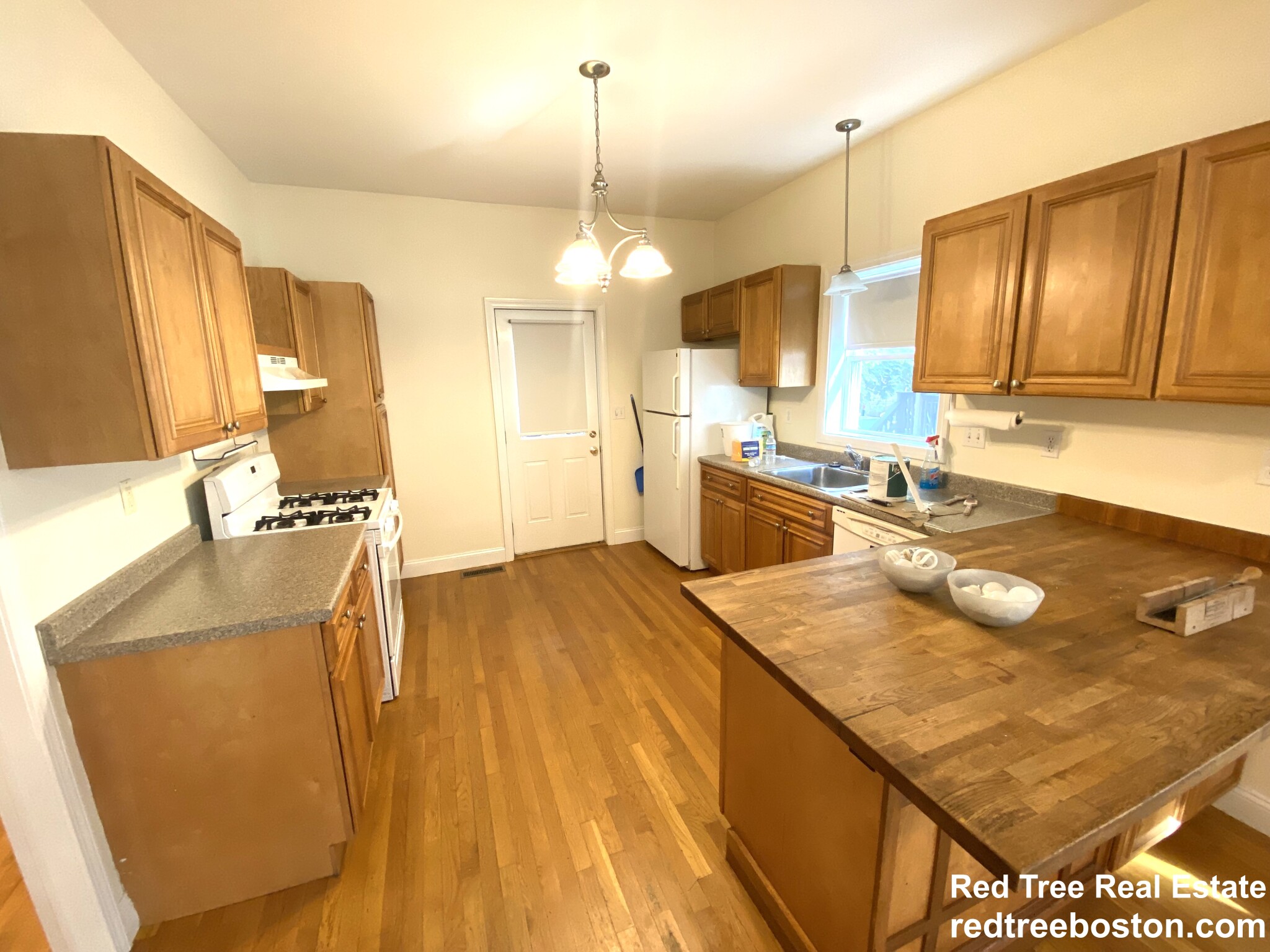 20 Clarendon St, Watertown