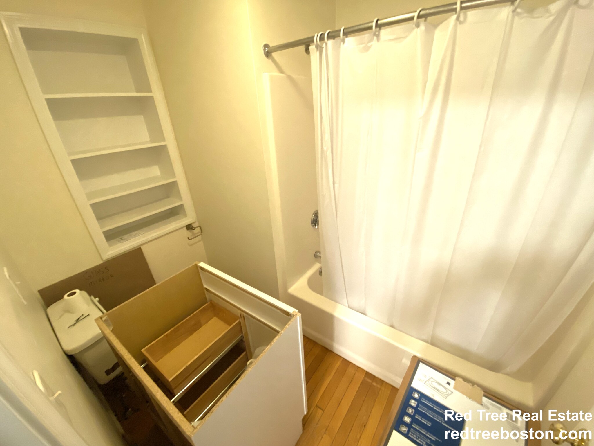 20 Clarendon St, Watertown