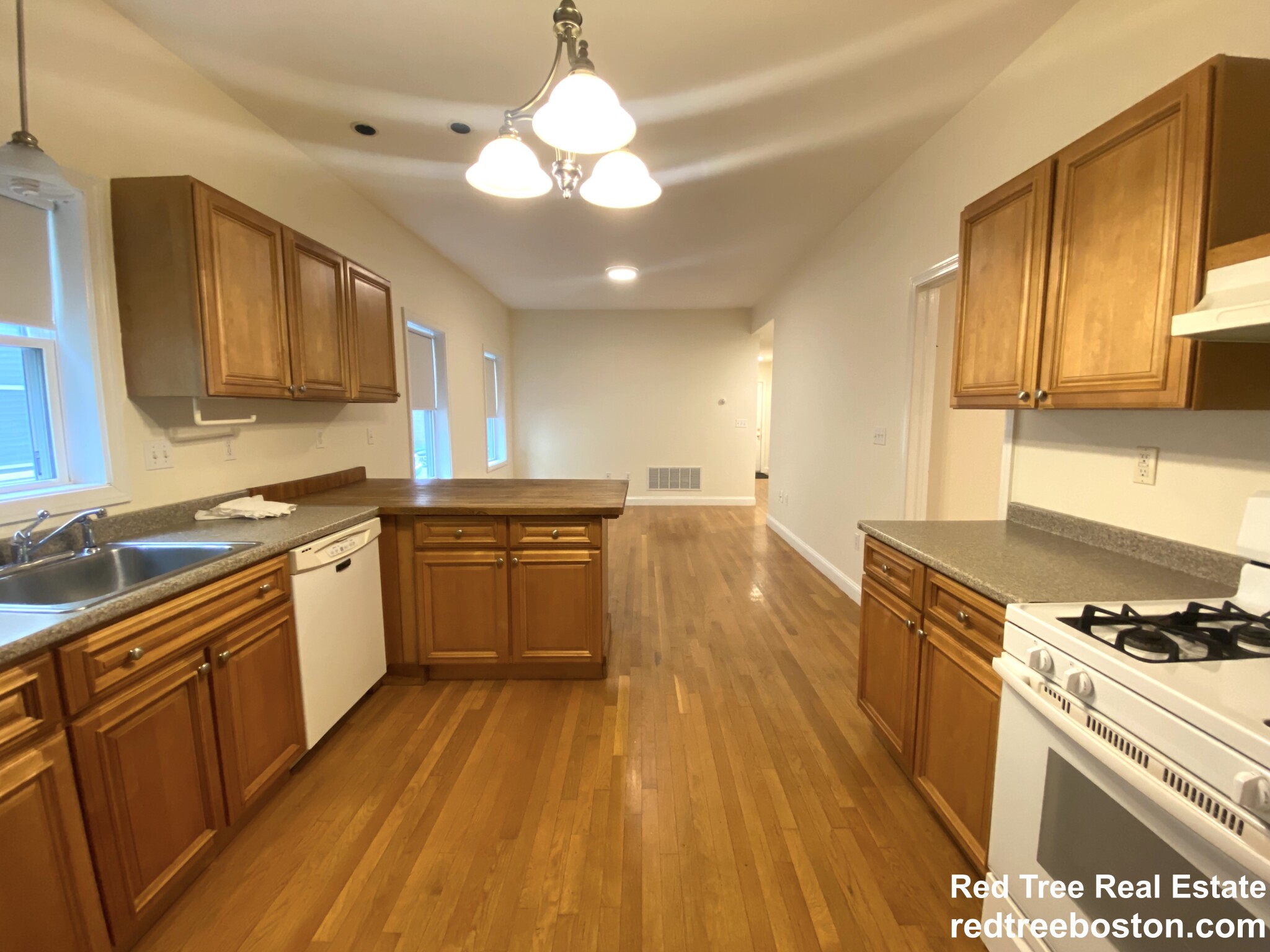 20 Clarendon St, Watertown