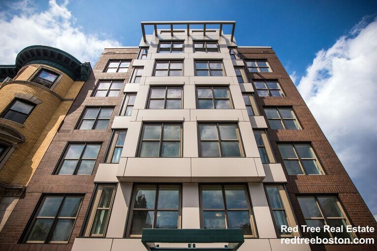 1085 Boylston St, Fenway
