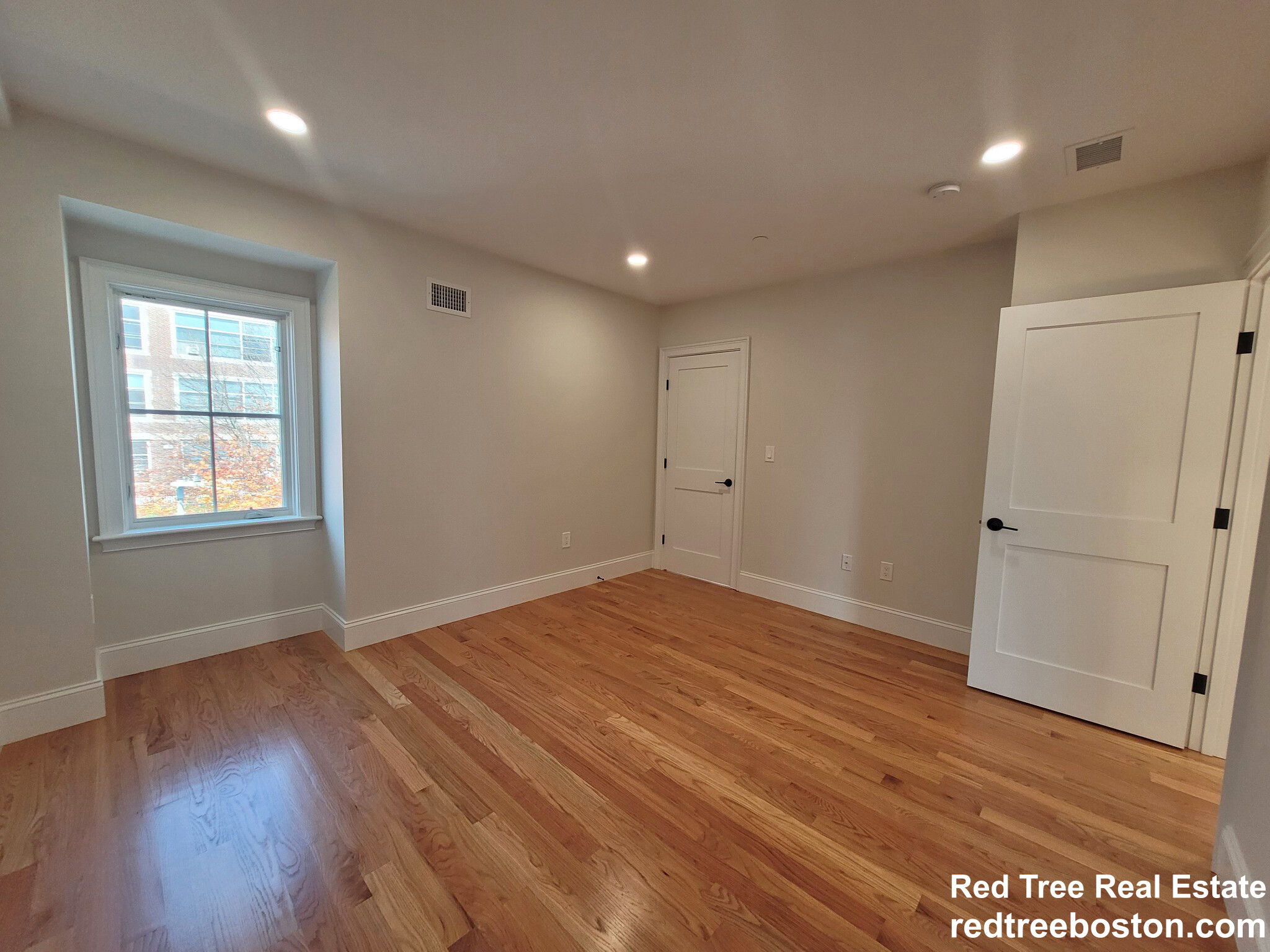 81 White St, East Boston