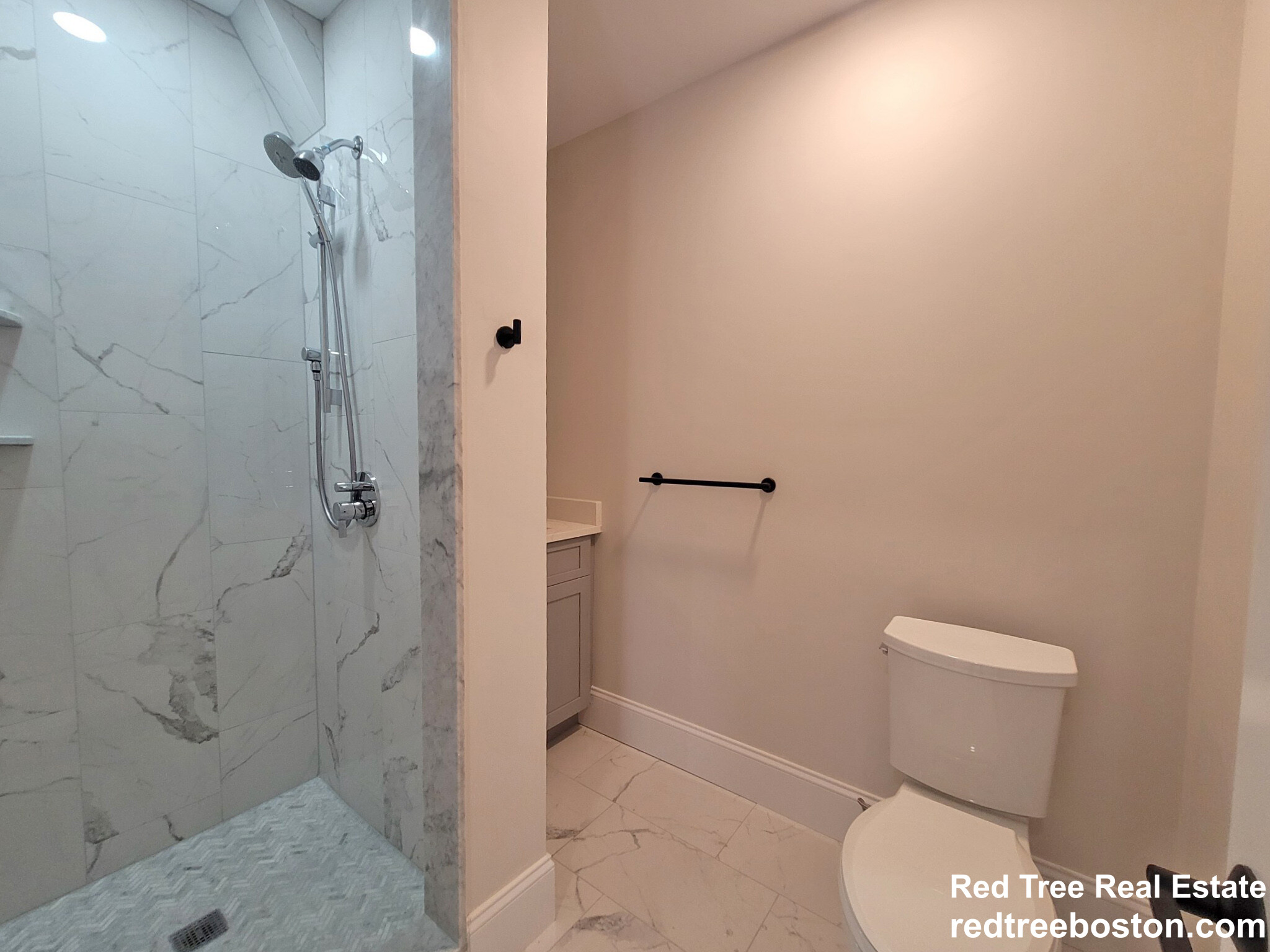 81 White St, East Boston